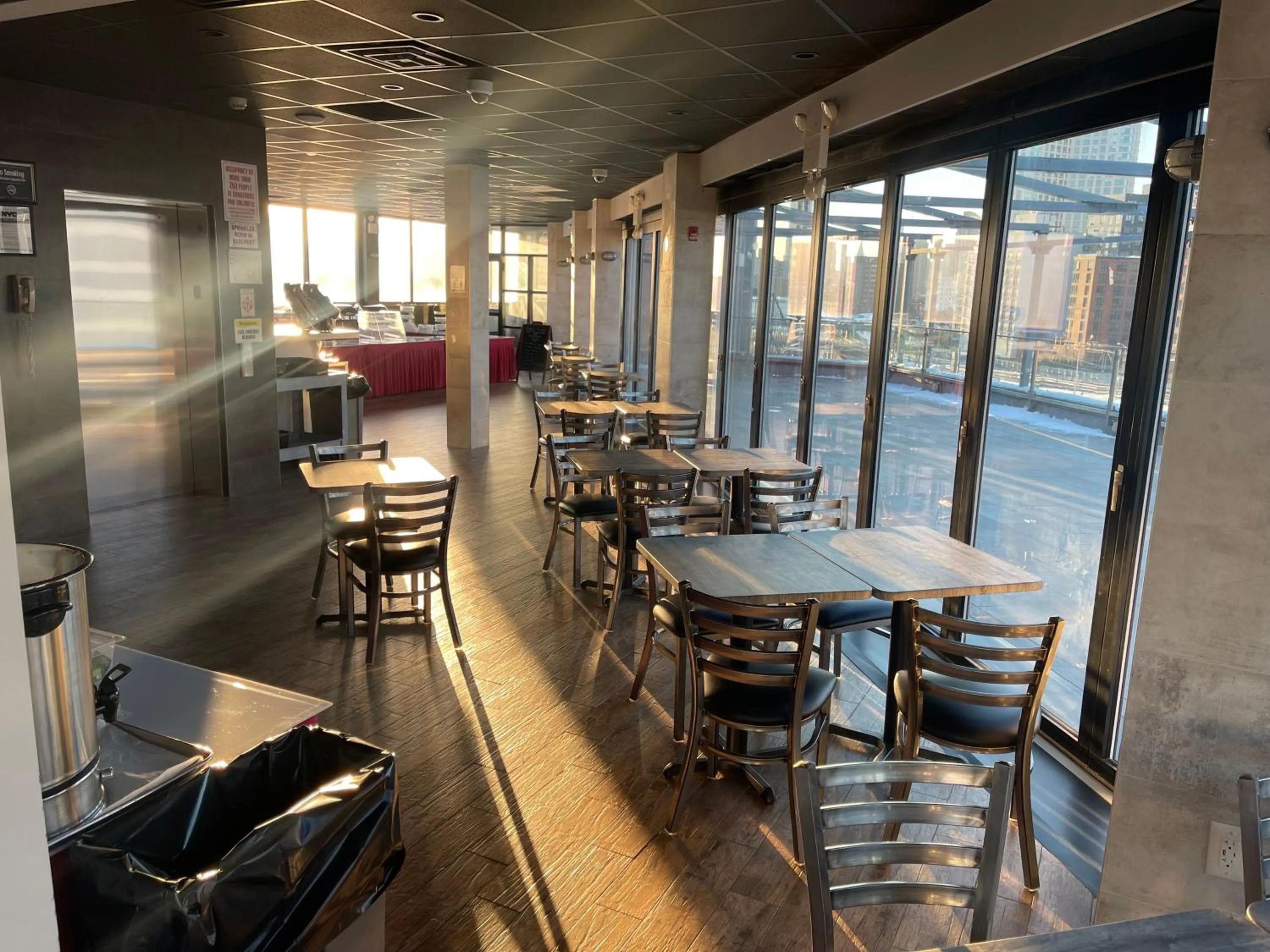 Breakfast in Feather Factory Hotel