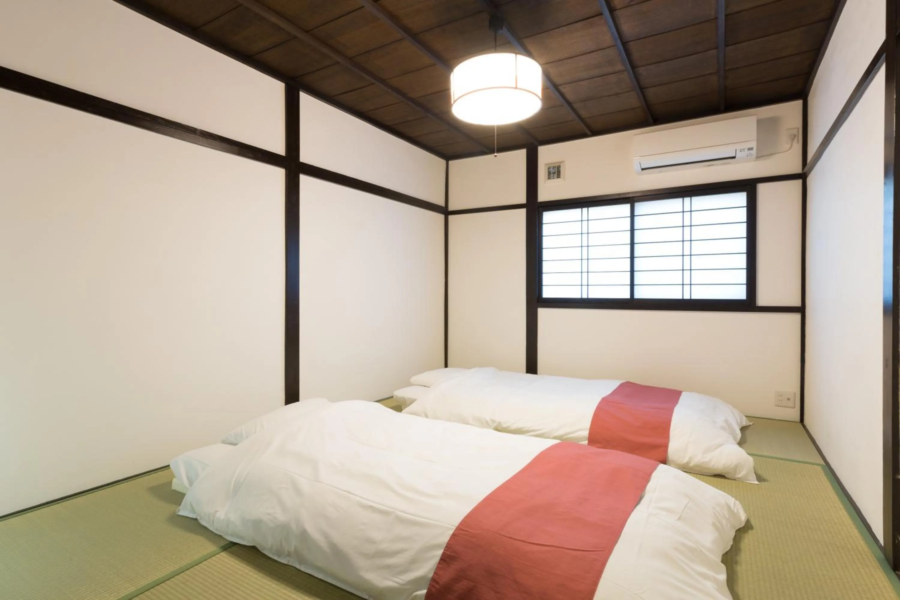 Bedroom, Bed in Kyotoya Suzakuan