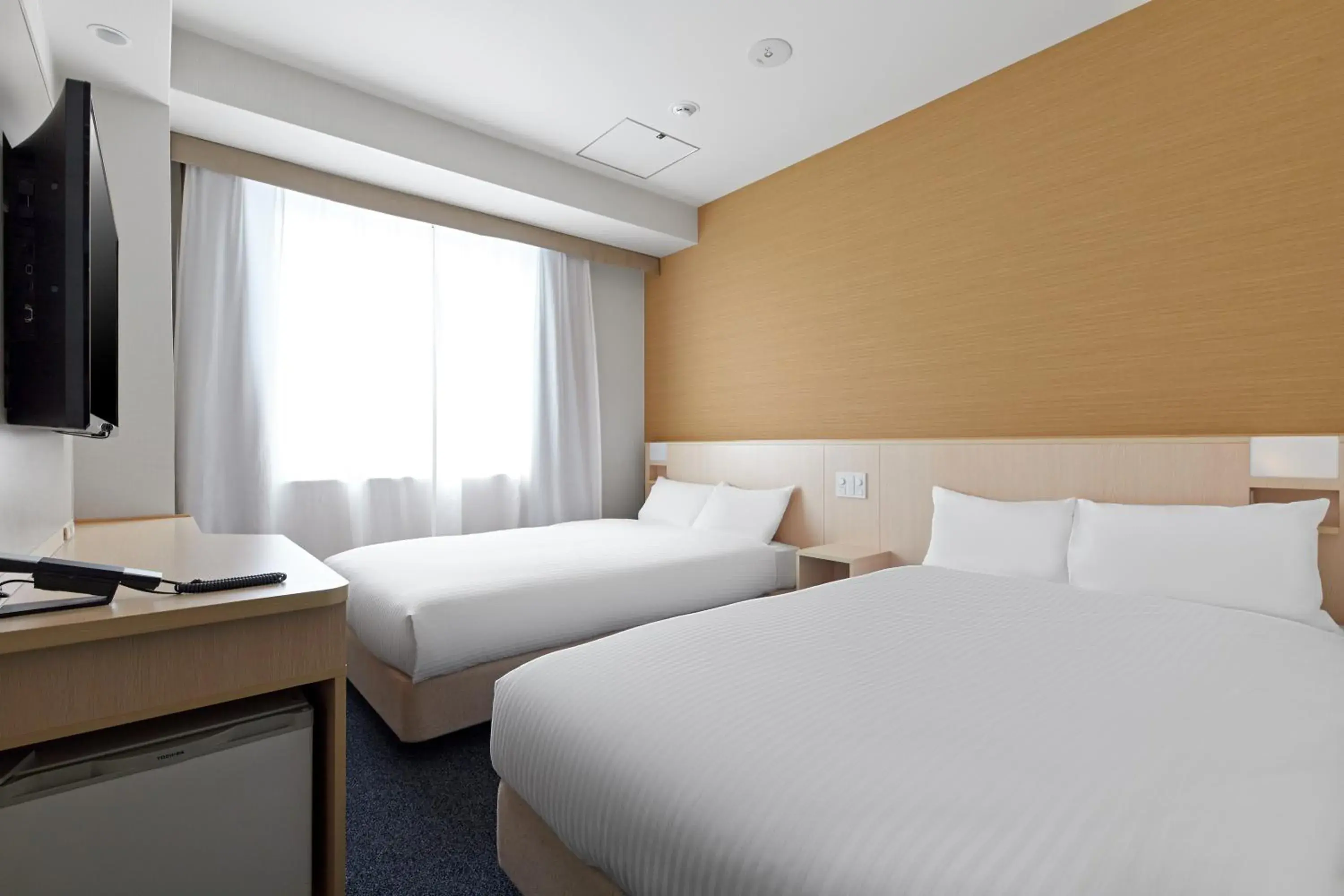 Twin Room - single occupancy - Non-Smoking in Sotetsu Fresa Inn Kyoto-Shijokarasuma Twin Room - single occupancy - Non-Smoking in Sotetsu Fresa Inn Kyoto-Shijokarasuma