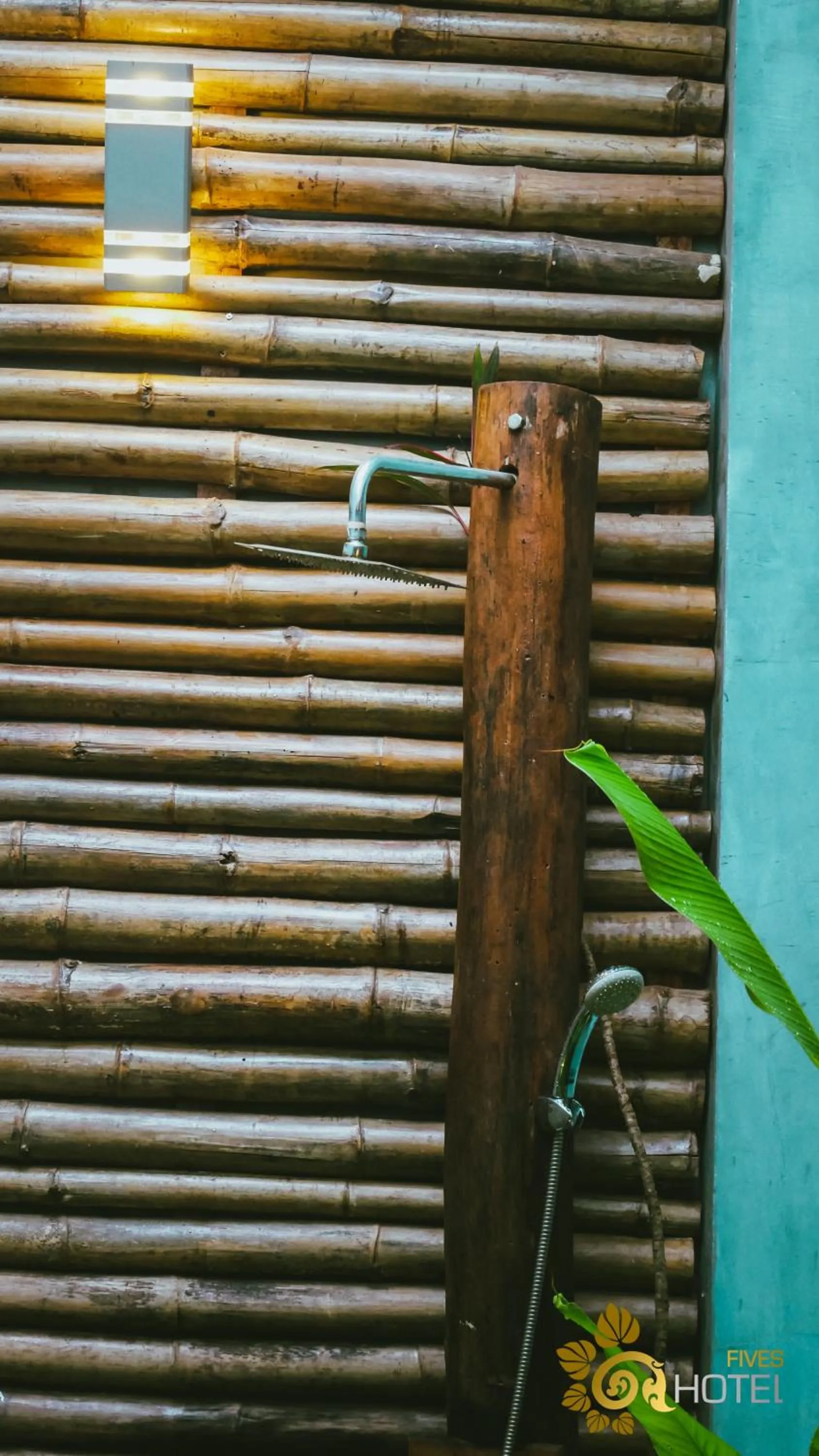 Shower in Hotel Five.S