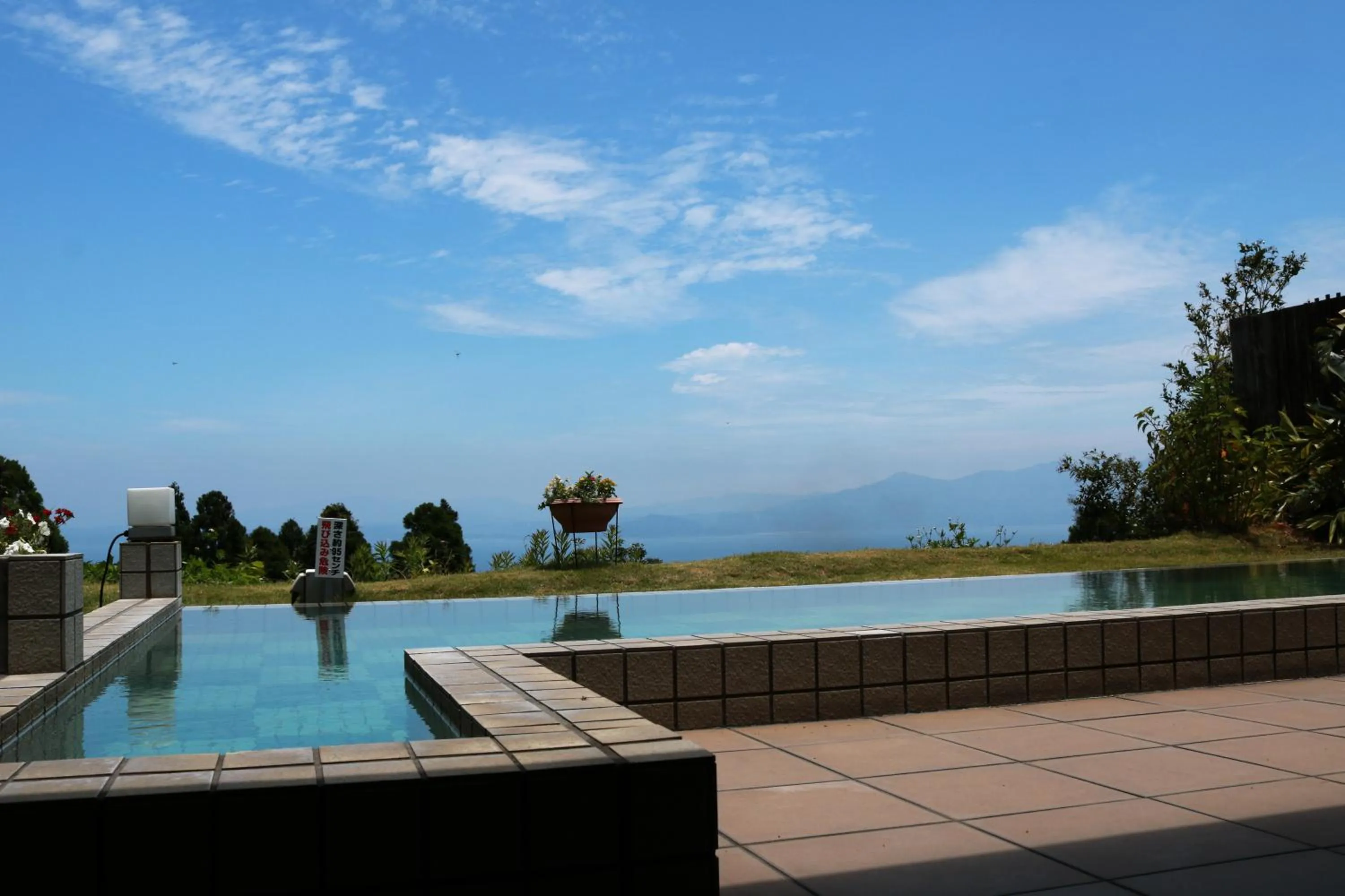 Onsensui Pool & Fufu Rotenburo no Hanareyado Yurian