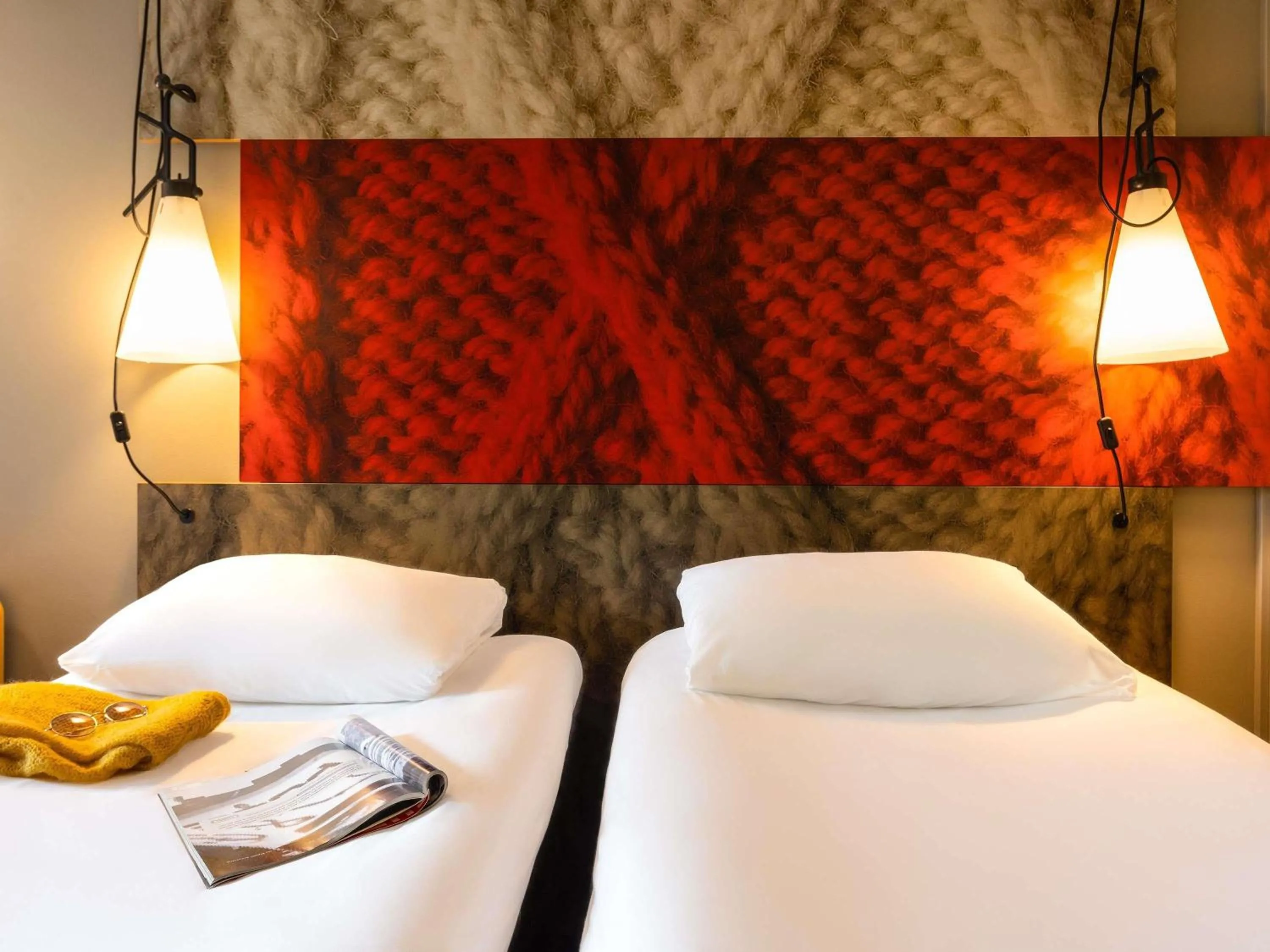 Bedroom, Bed in ibis Leuven Centrum