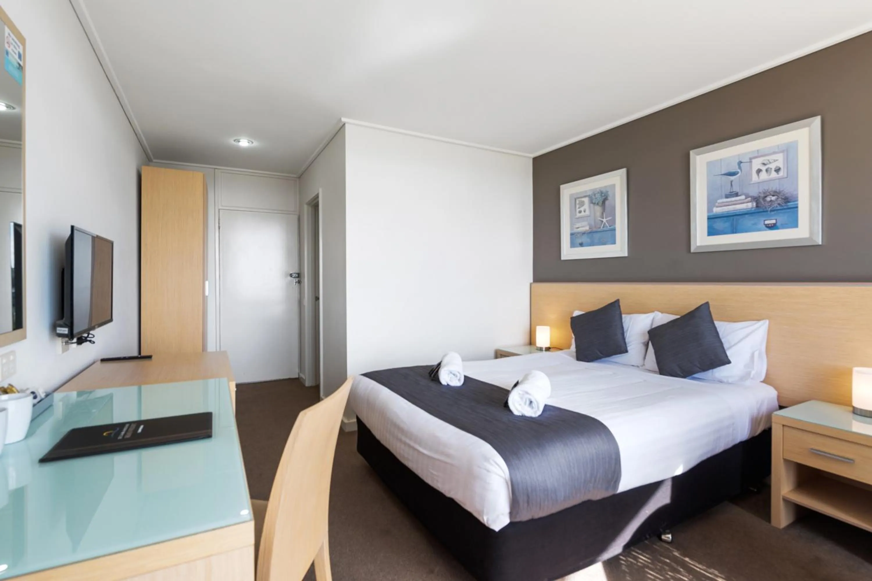 Bedroom, Bed in Scamander Beach Resort