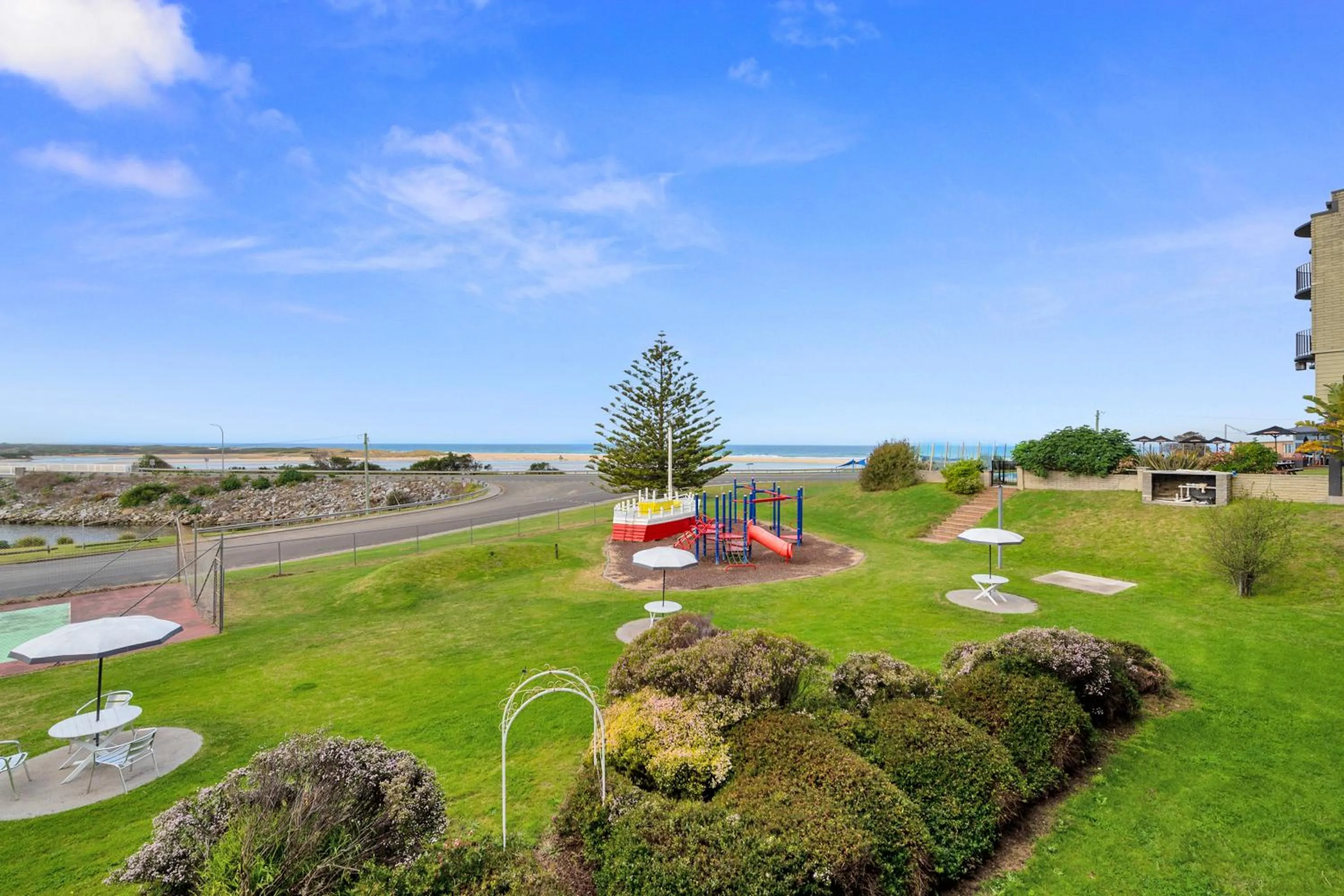 Balcony/Terrace in Scamander Beach Resort
