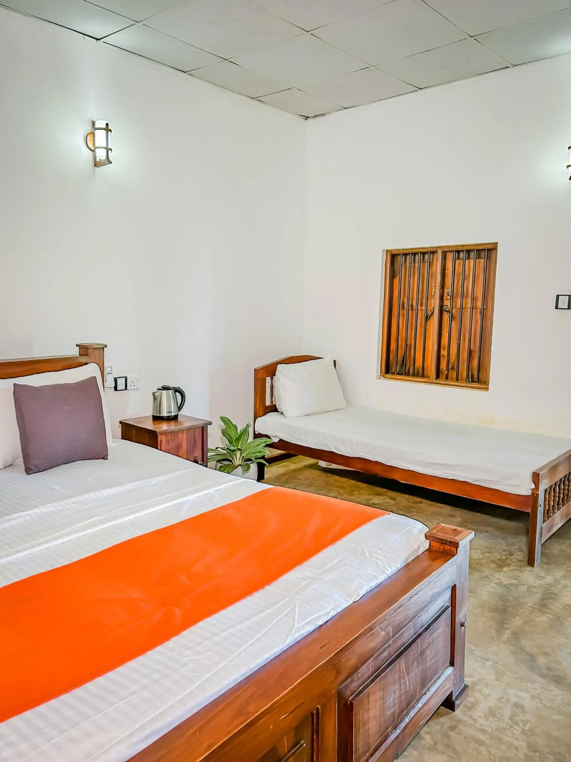 Double Room in Ama Villa - Habarana Double Room in Ama Villa - Habarana