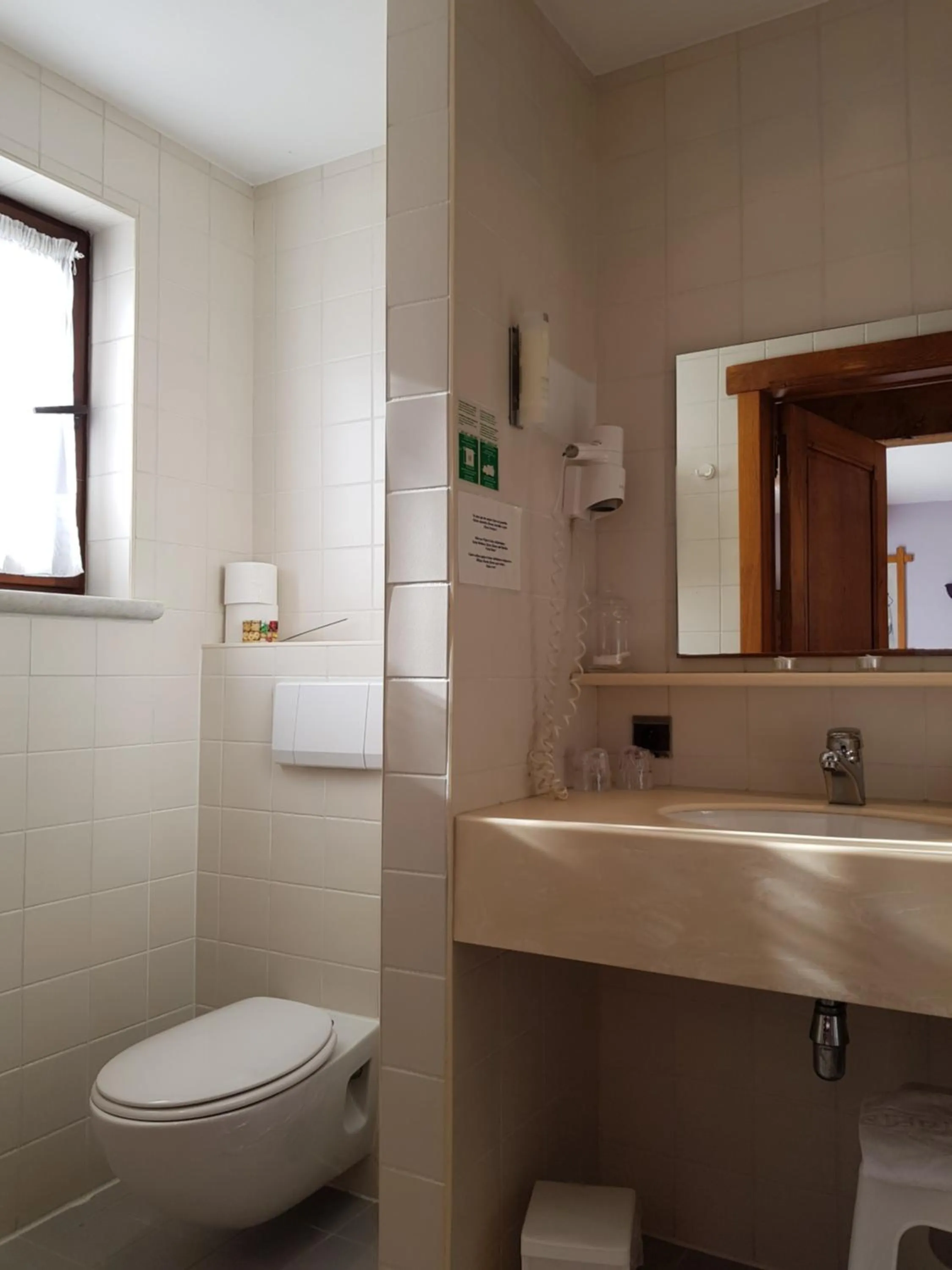 Toilet in Hotel De Stokerij