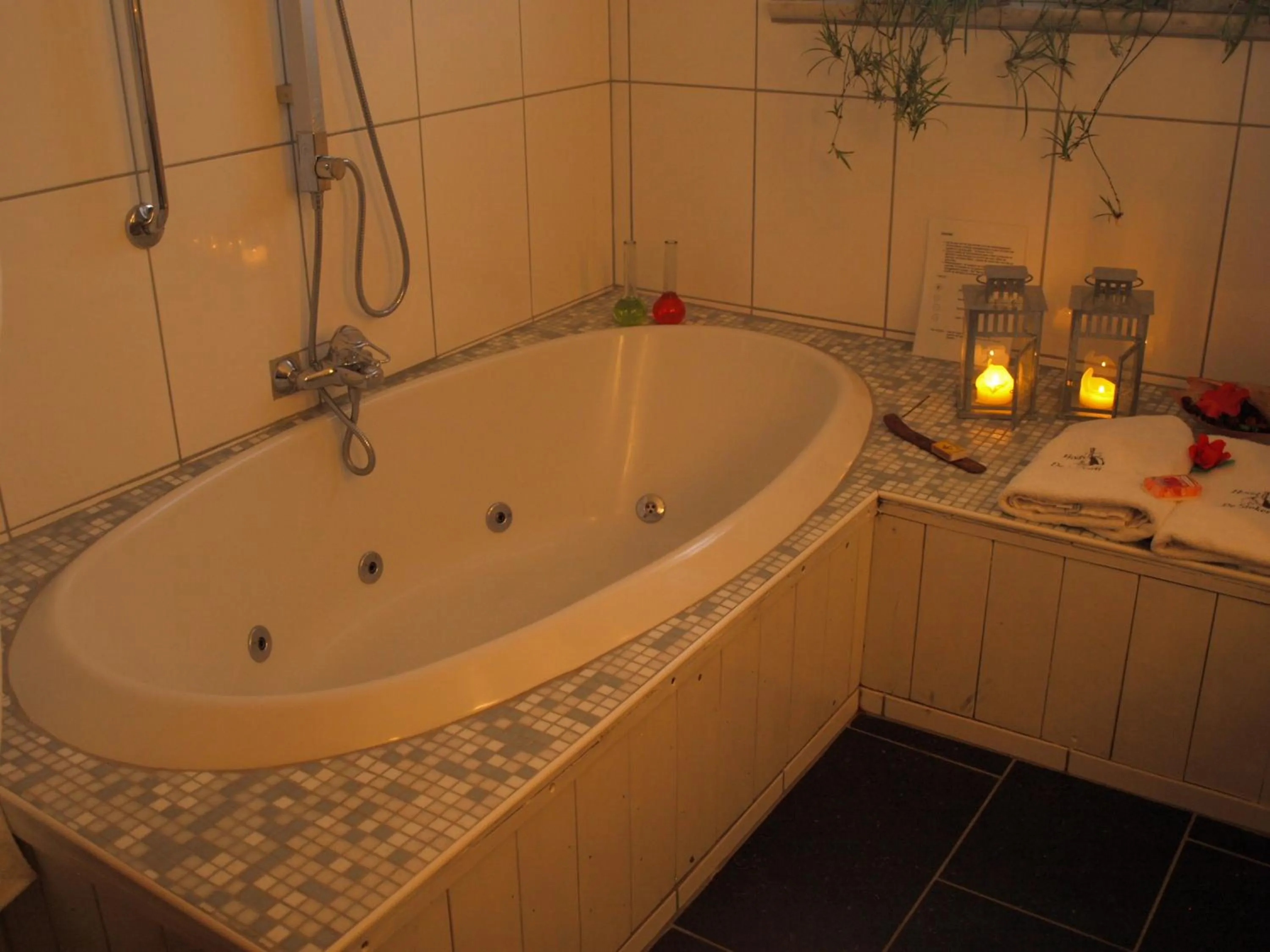 Bathroom in Hotel De Stokerij