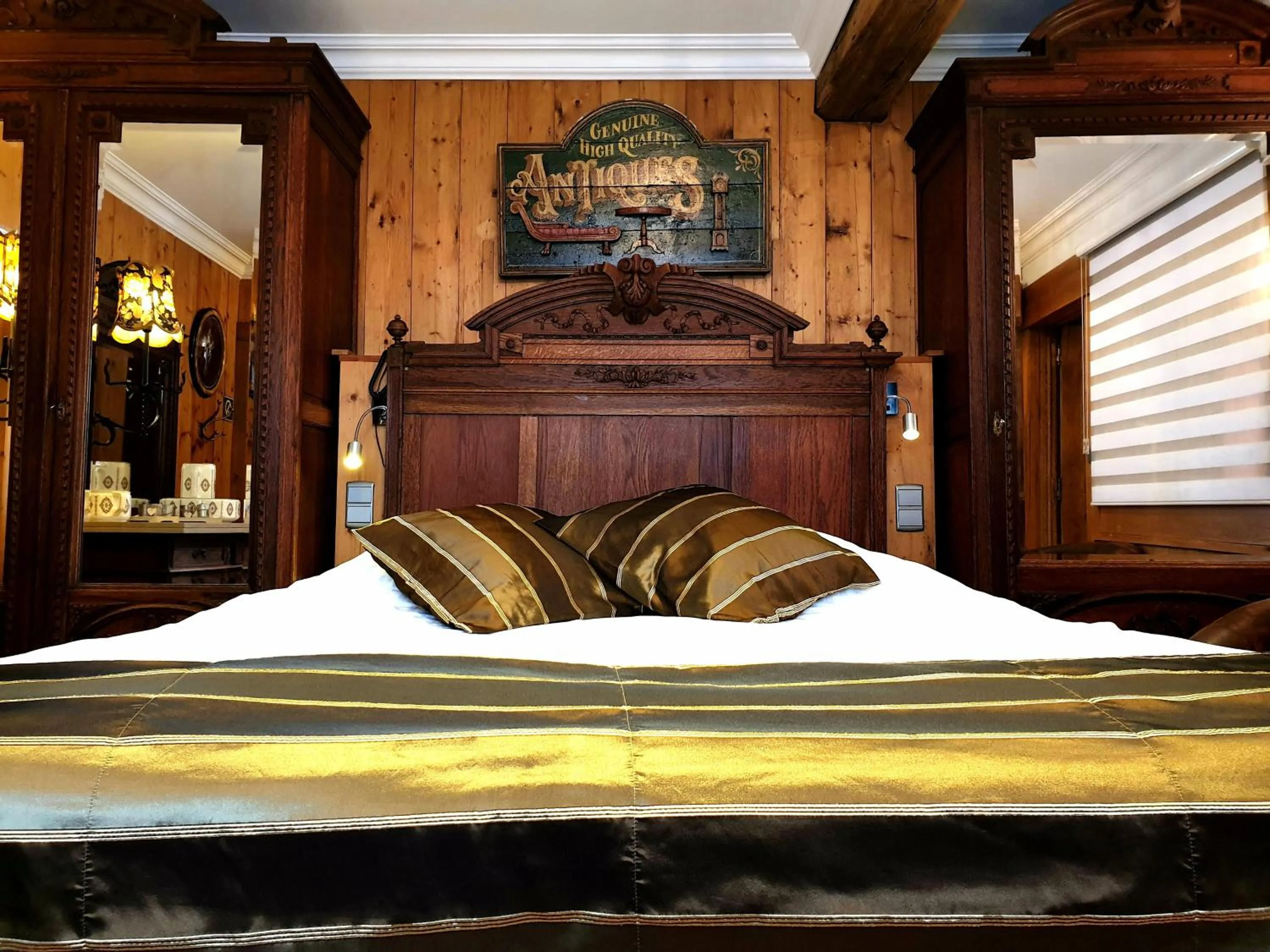 Bedroom in Hotel De Stokerij