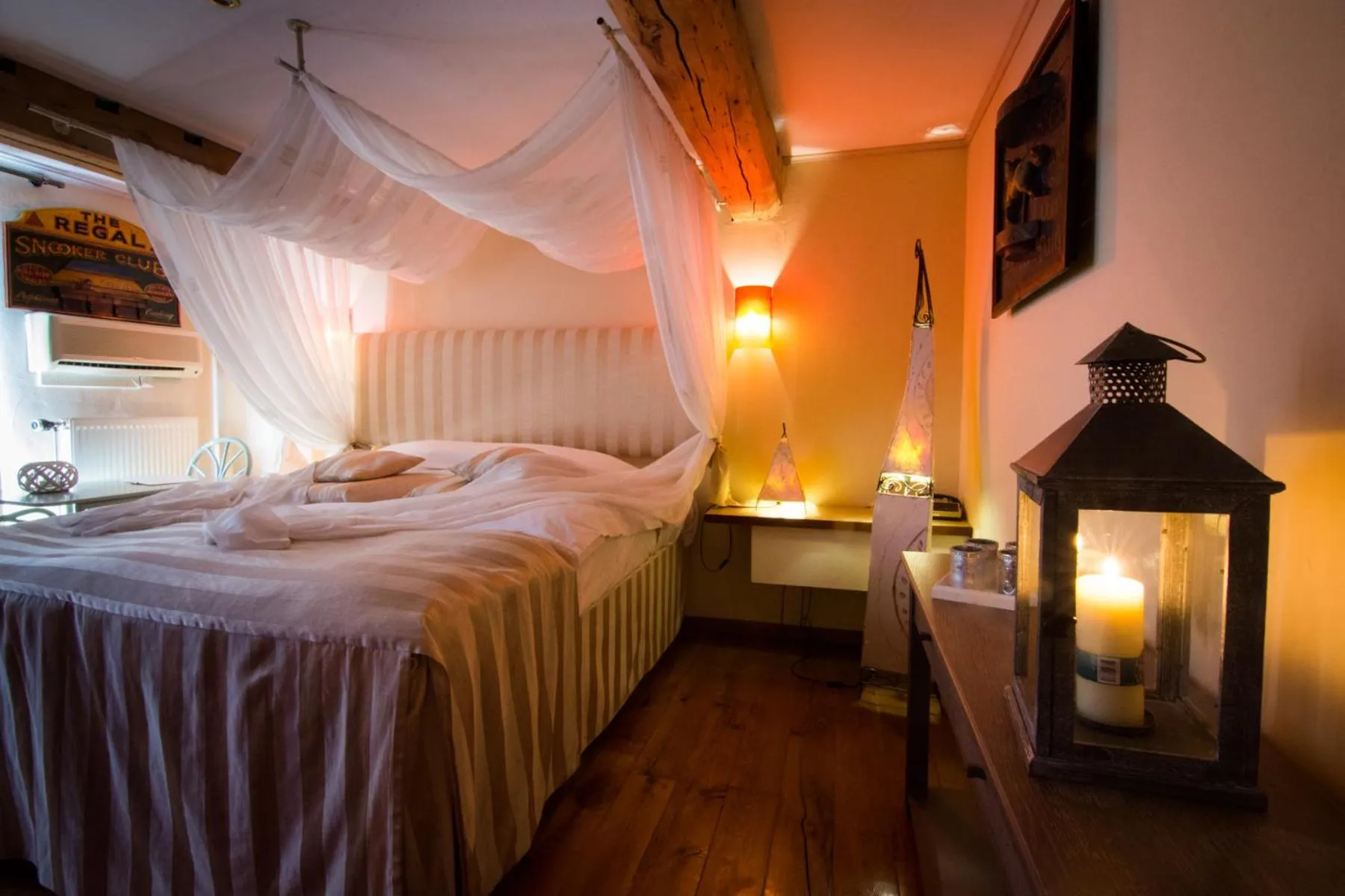 Bedroom in Hotel De Stokerij