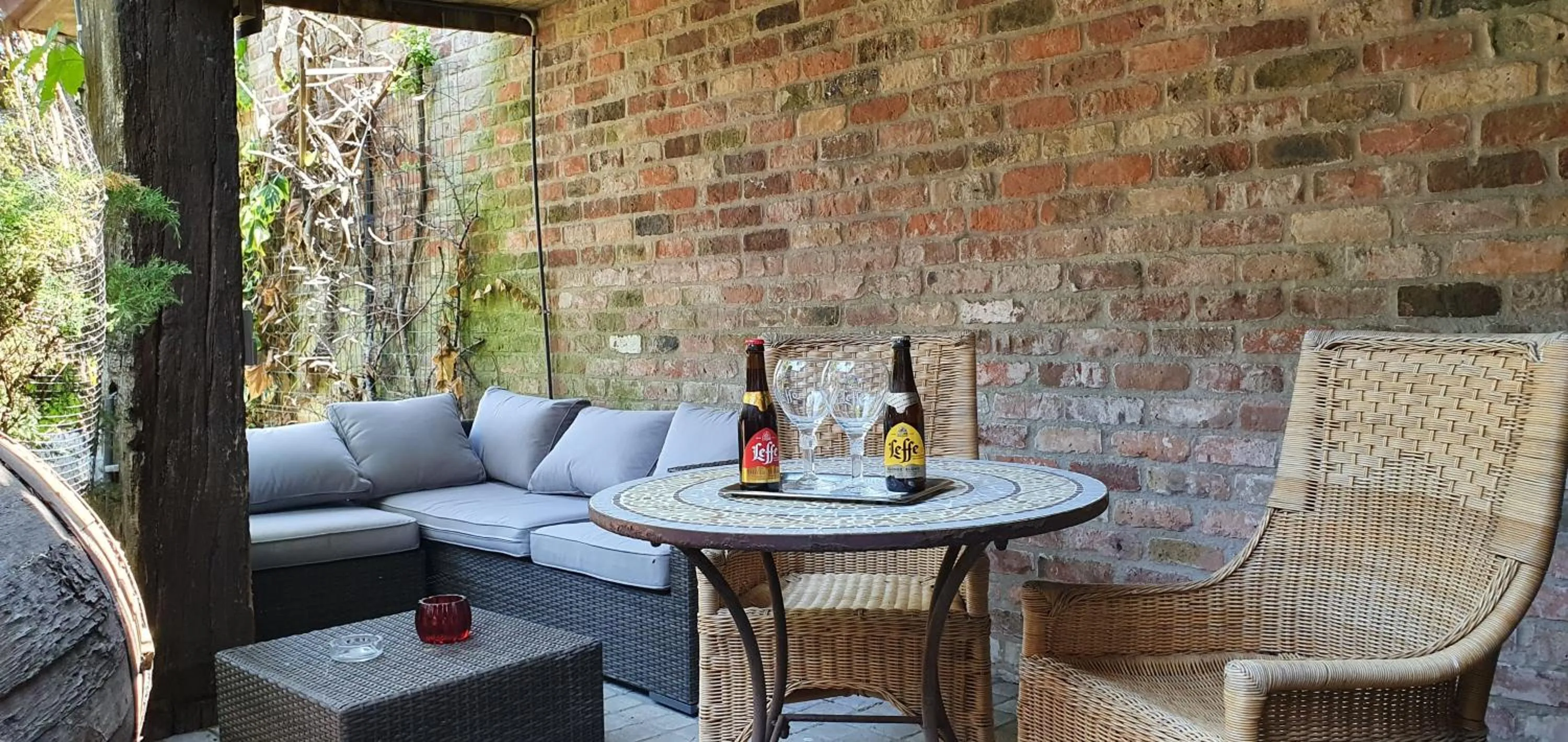 Seating area in Hotel De Stokerij