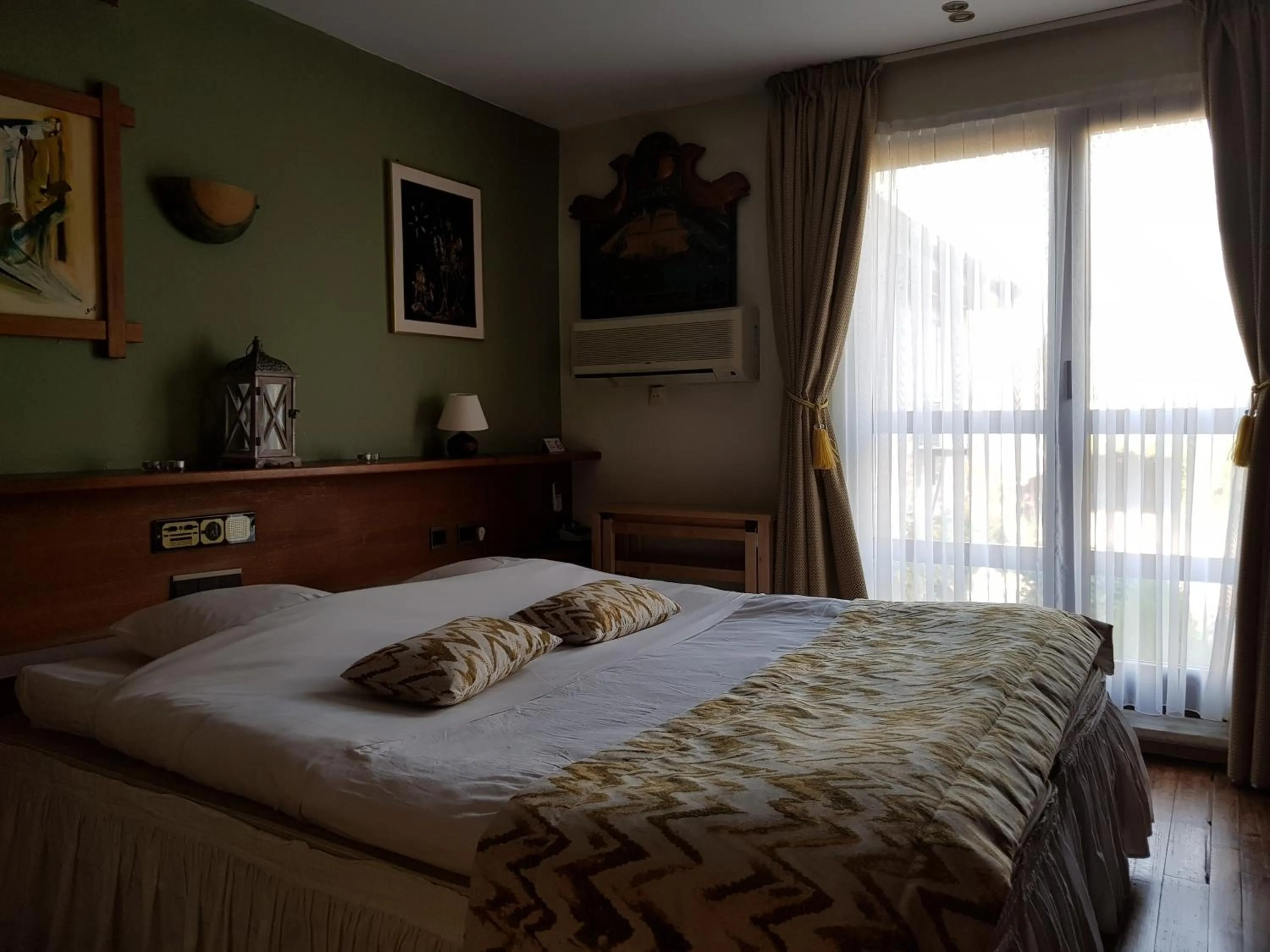 Photo of the whole room in Hotel De Stokerij