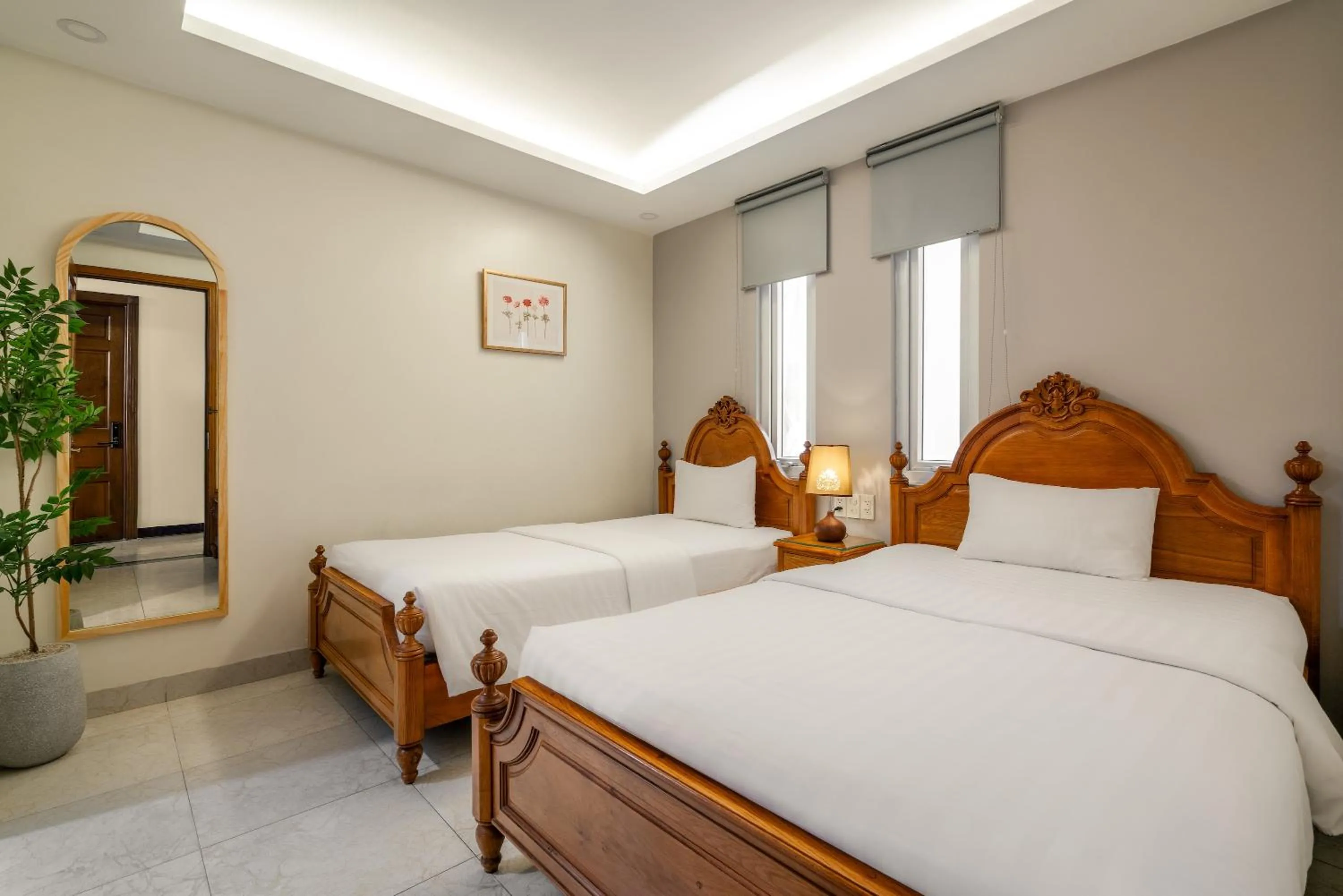 Bed in SAZI Erato Hotel - Free Airport & Breakfast