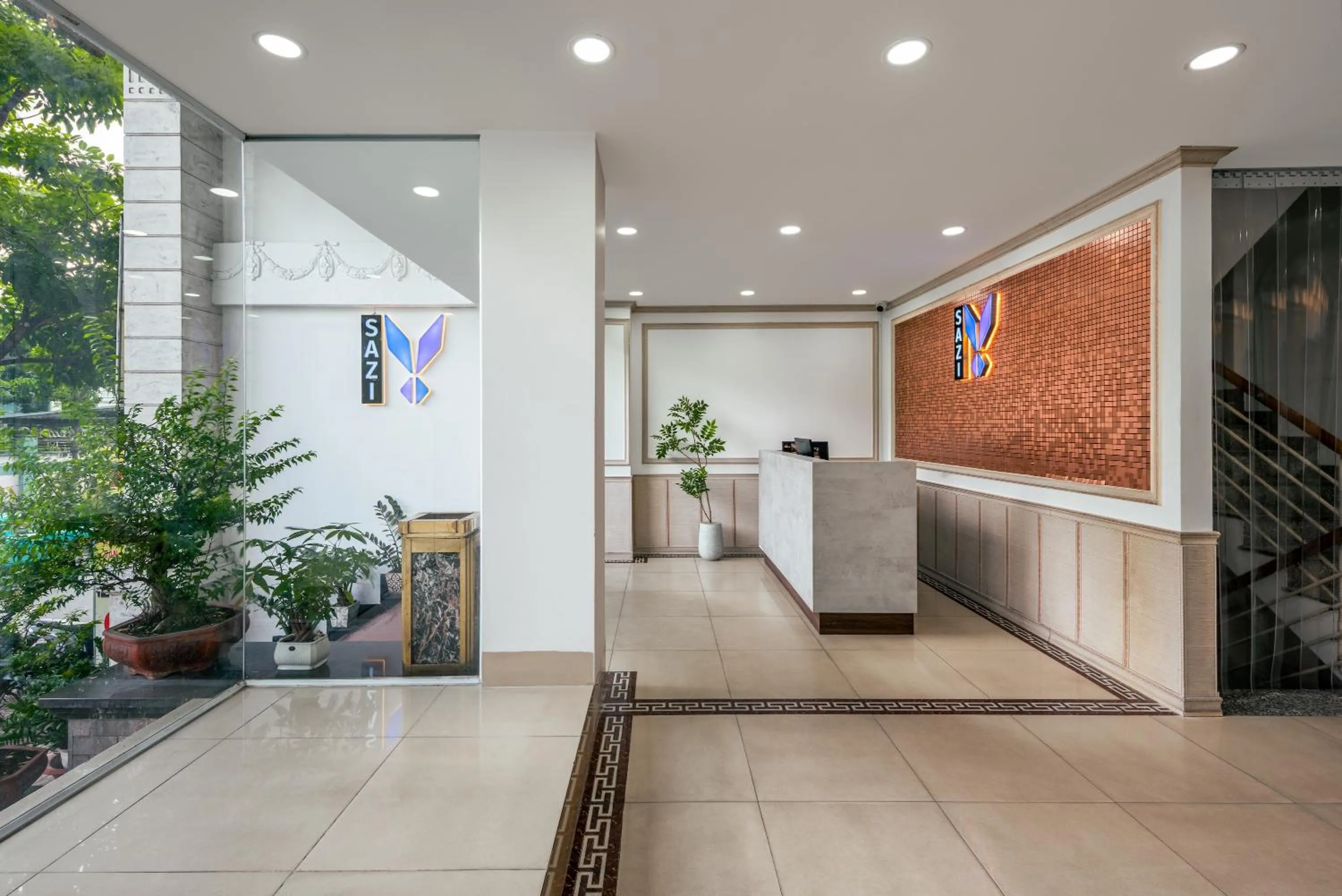 Lobby or reception in SAZI Erato Hotel - Free Airport & Breakfast