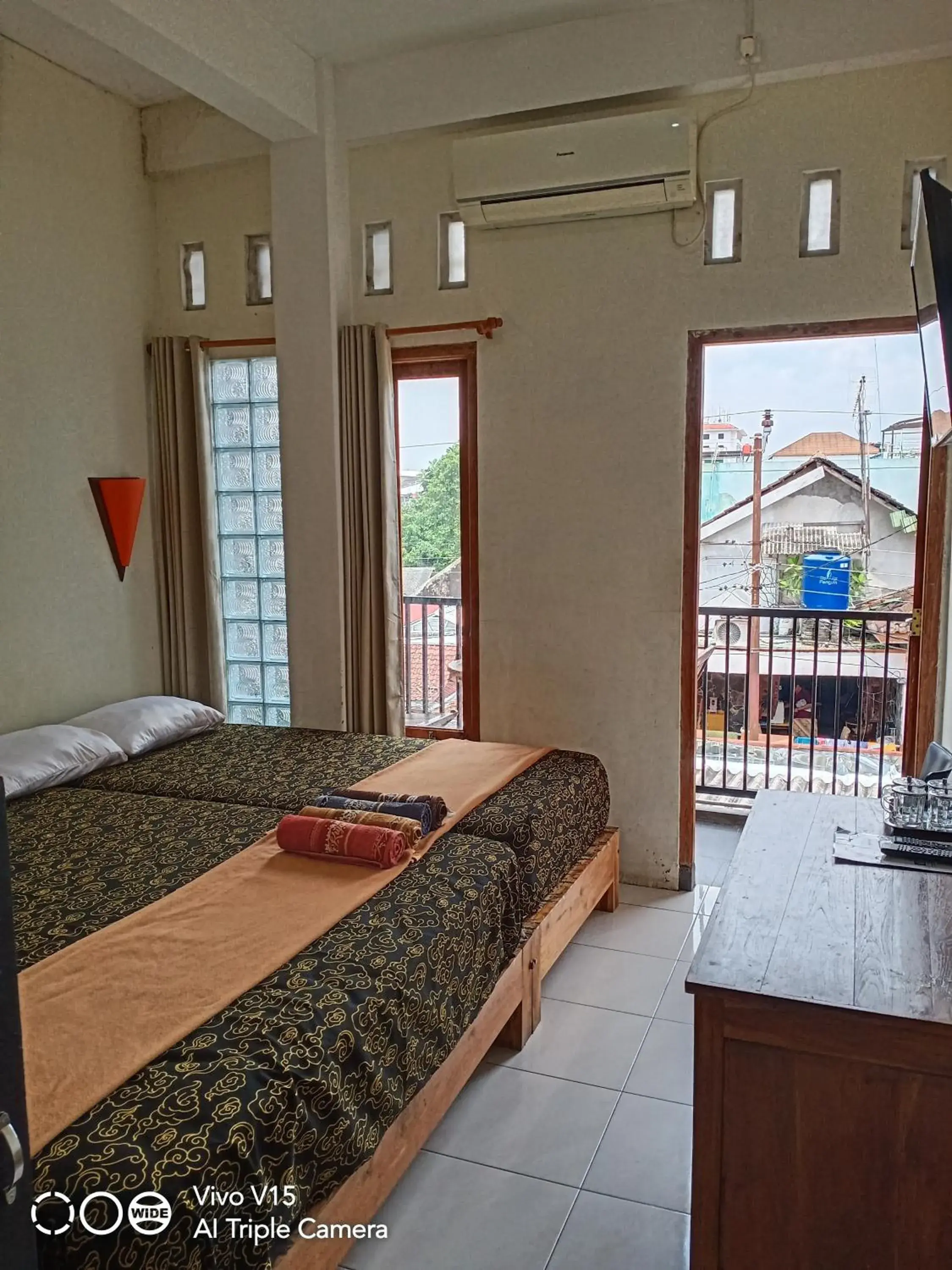 Family Room with Private Bathroom in Losmen Fadel Malioboro Jogja Family Room with Private Bathroom in Losmen Fadel Malioboro Jogja