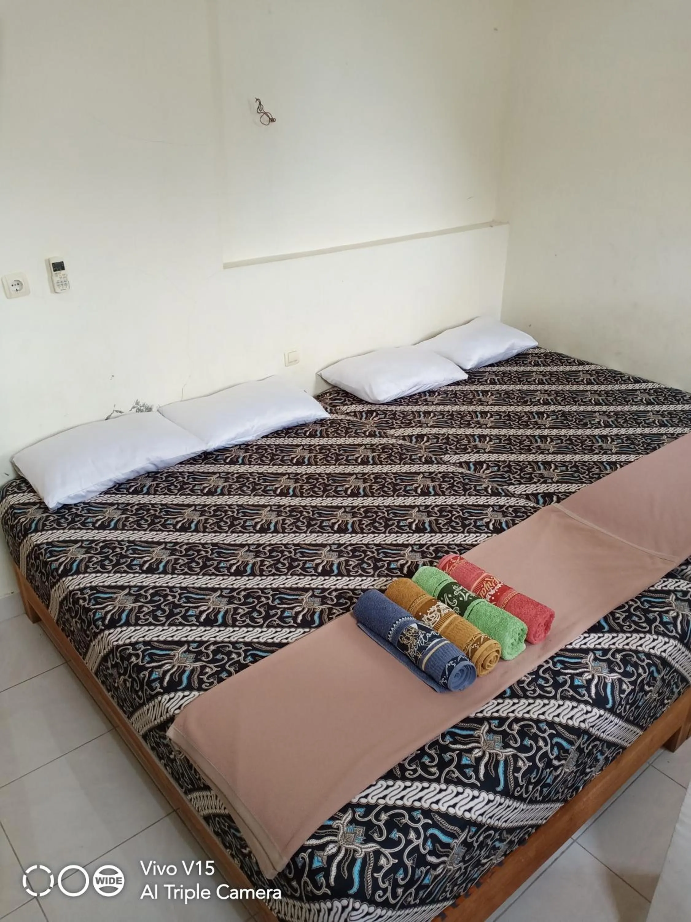 Property building, Bed in Losmen Fadel Malioboro Jogja