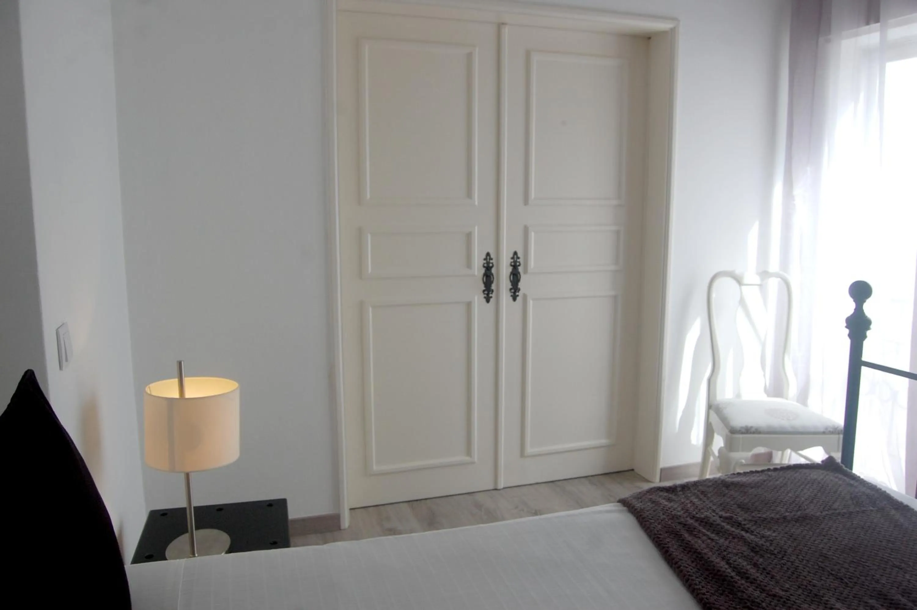 Bedroom, Bed in Suites Inn Lagos