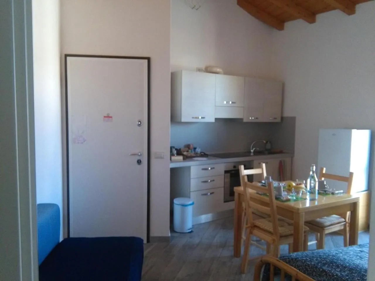 Kitchen or kitchenette in Up b&b