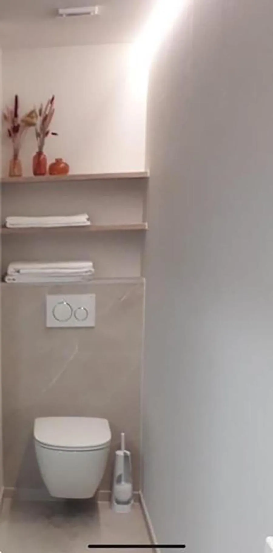 Toilet in Hotel Louisa