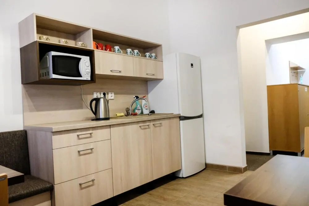 Communal kitchen in Hostel Vodna 1