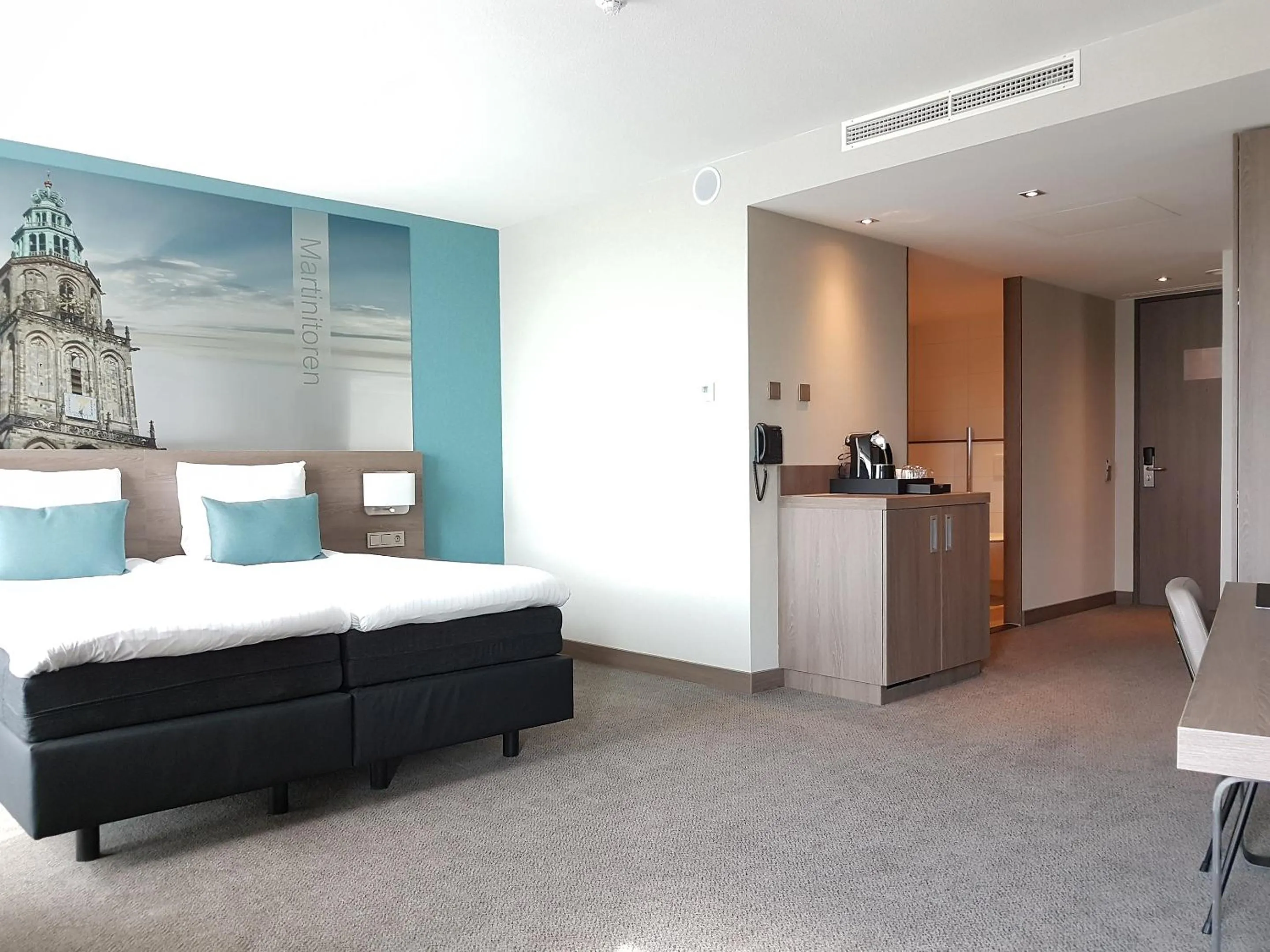 Bedroom, Bed in Van der Valk Hotel Groningen-Hoogkerk