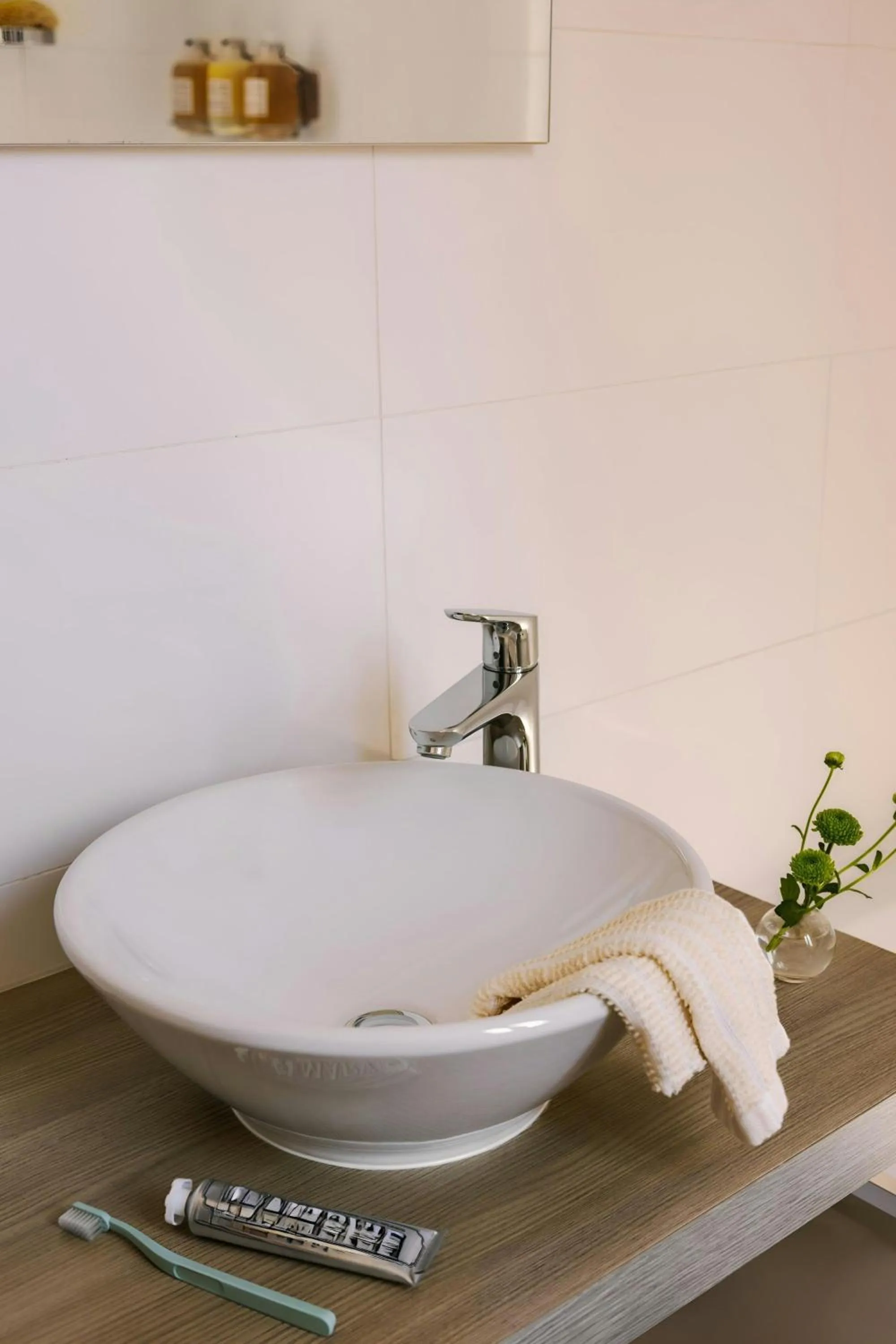 Bathroom in Yelo Belle Epoque Hotel Centre Ville, Sonder by Marriott Bonvoy