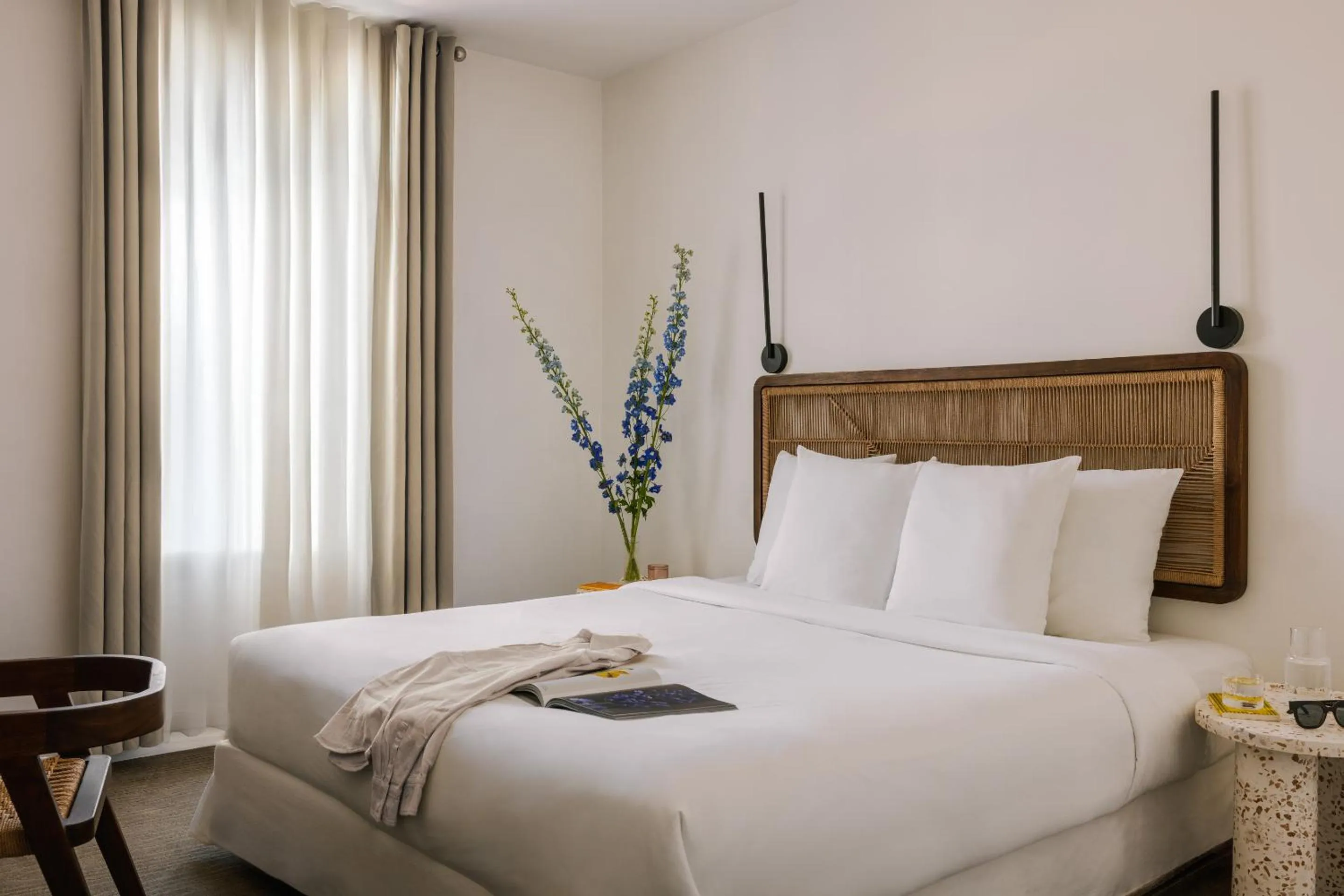 Bed in Yelo Belle Epoque powered by Sonder