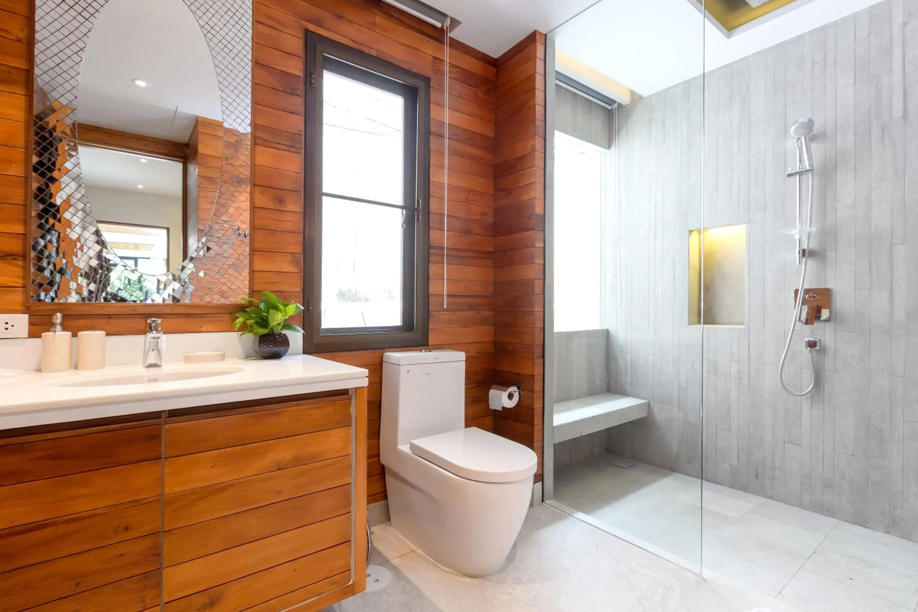 Bathroom in Karon Beach Pool Villa - Sha Extra Plus