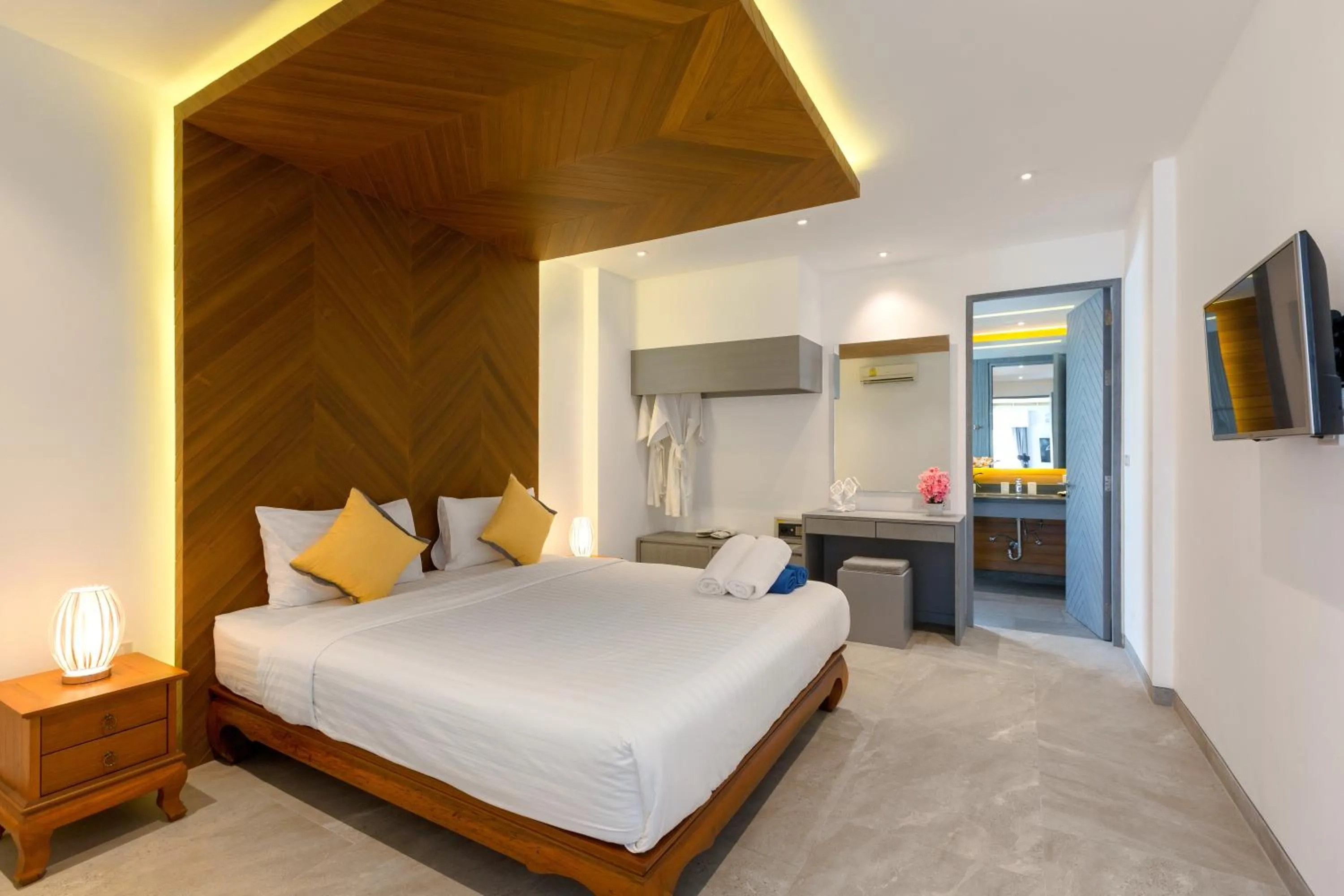 Bedroom, Bed in Karon Beach Pool Villa - Sha Extra Plus