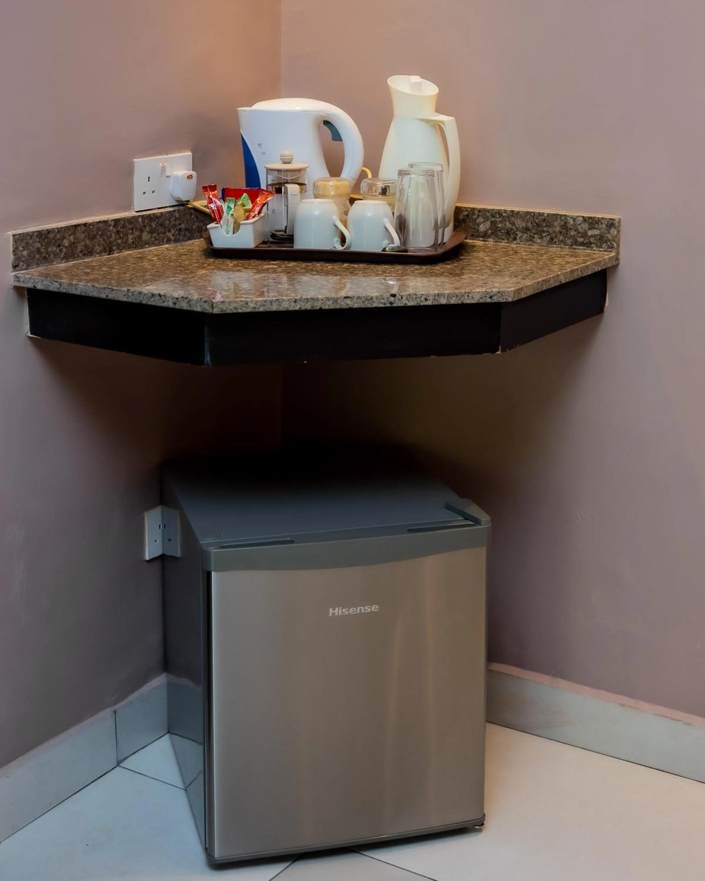 Coffee/tea facilities in Casa Mia Lodge & Restaurant