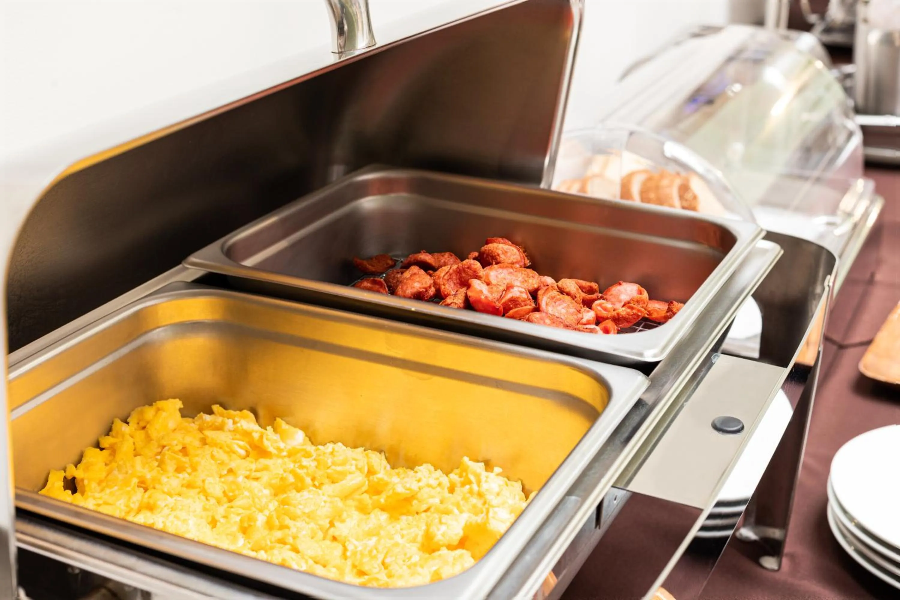 Buffet breakfast in Apartotel Tairona