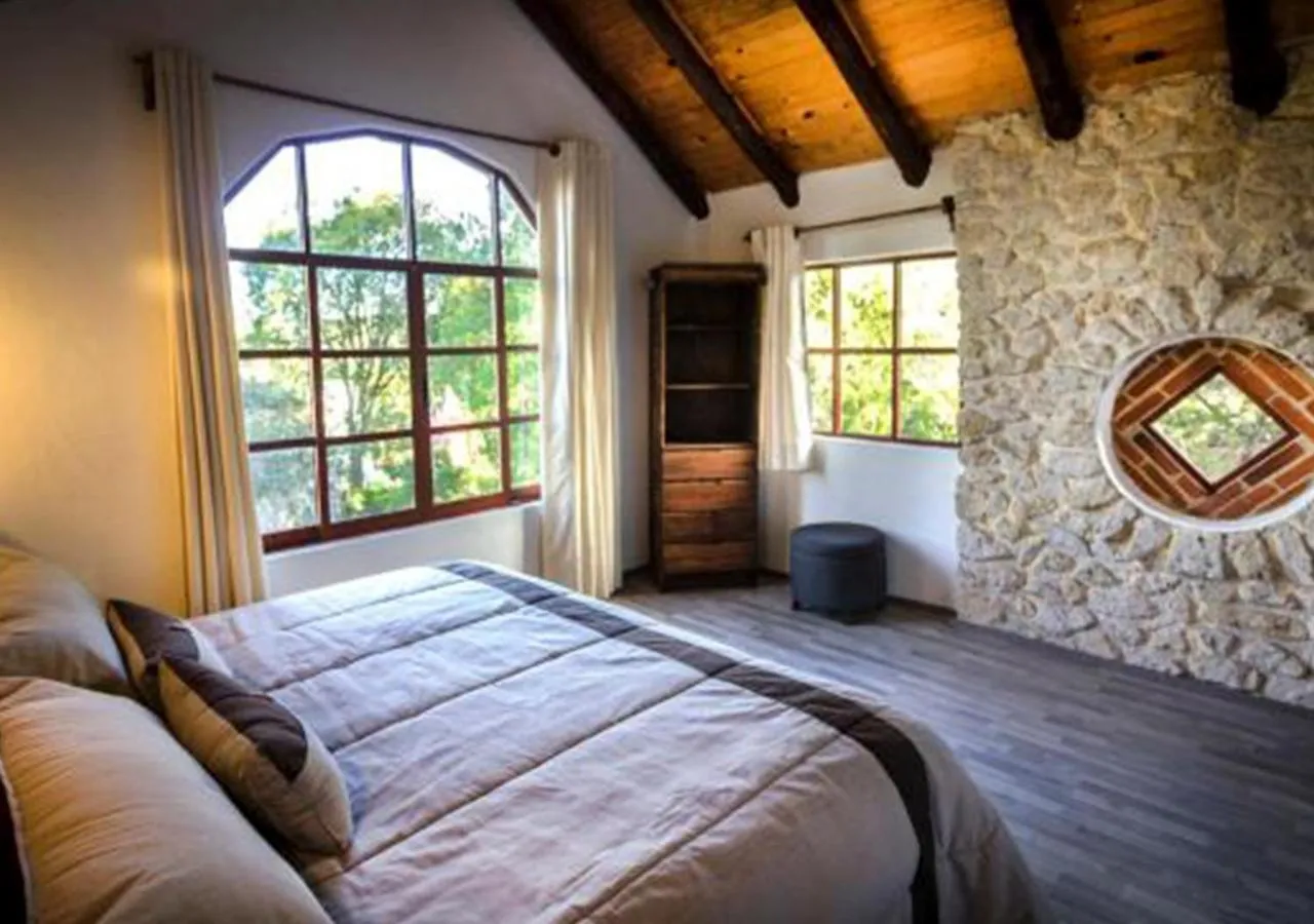 Photo of the whole room, Bed in La Mora Casa de Campo