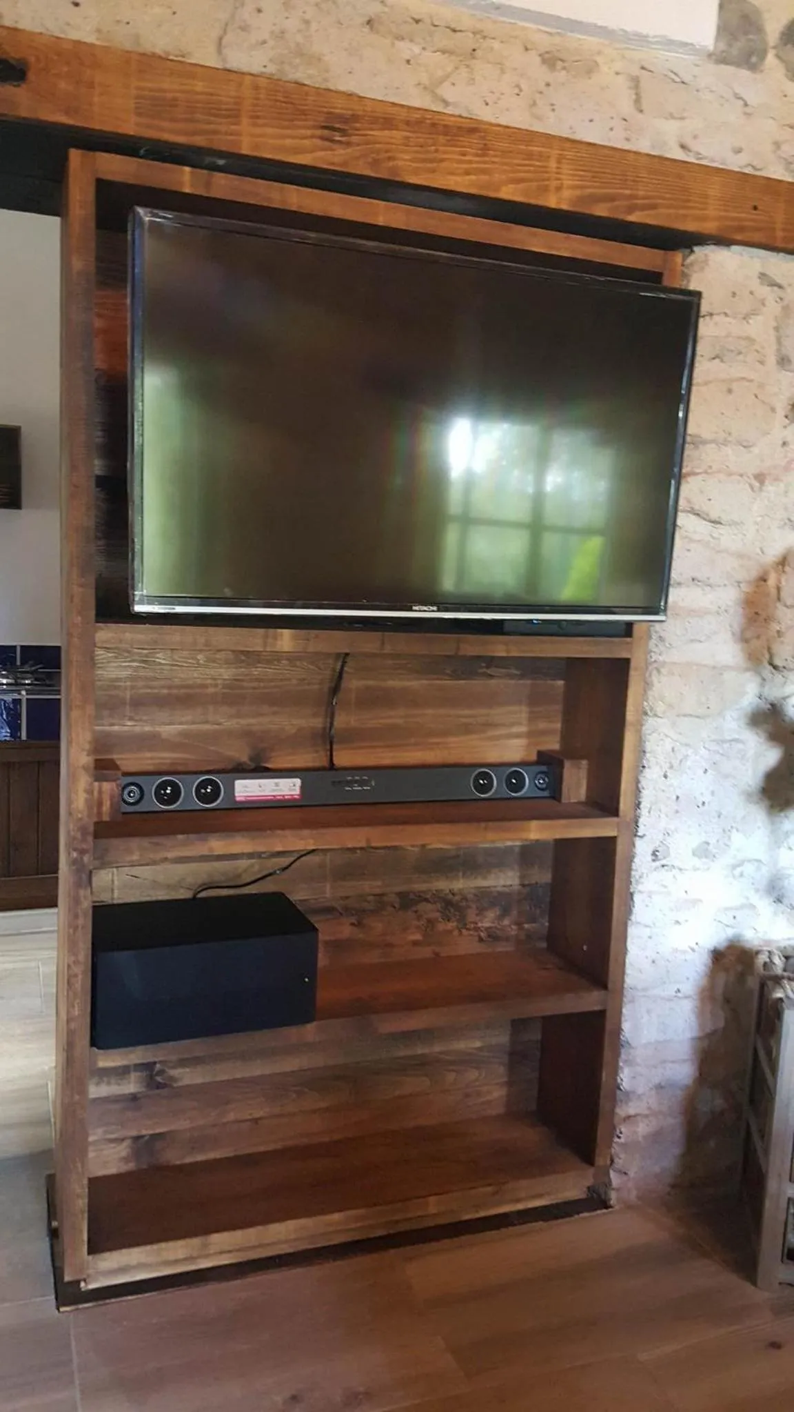 TV and multimedia in La Mora Casa de Campo