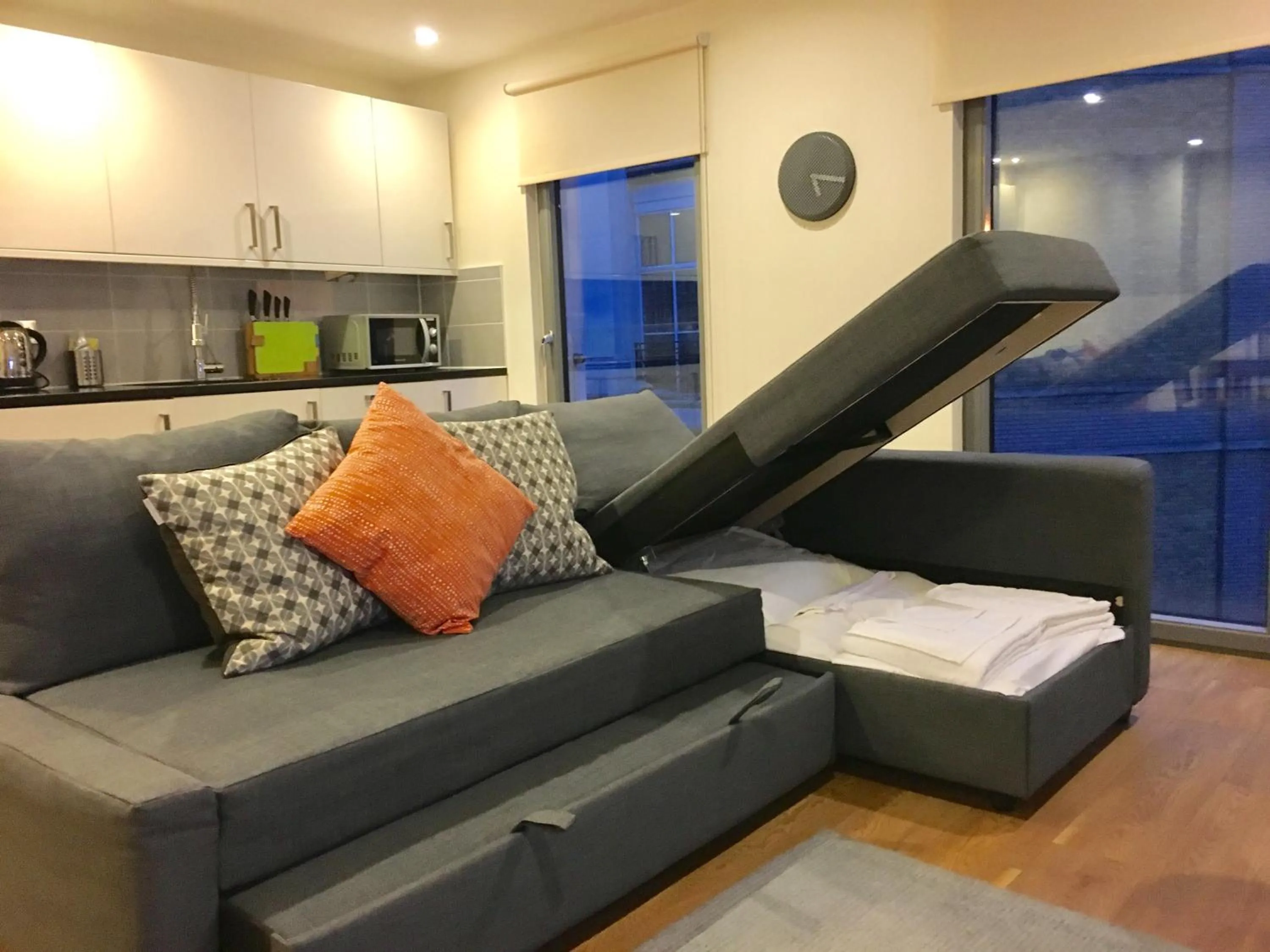 Living room in Modern Apartments in Bayswater Central London FREE WIFI & AIRCON by City Stay Aparts London