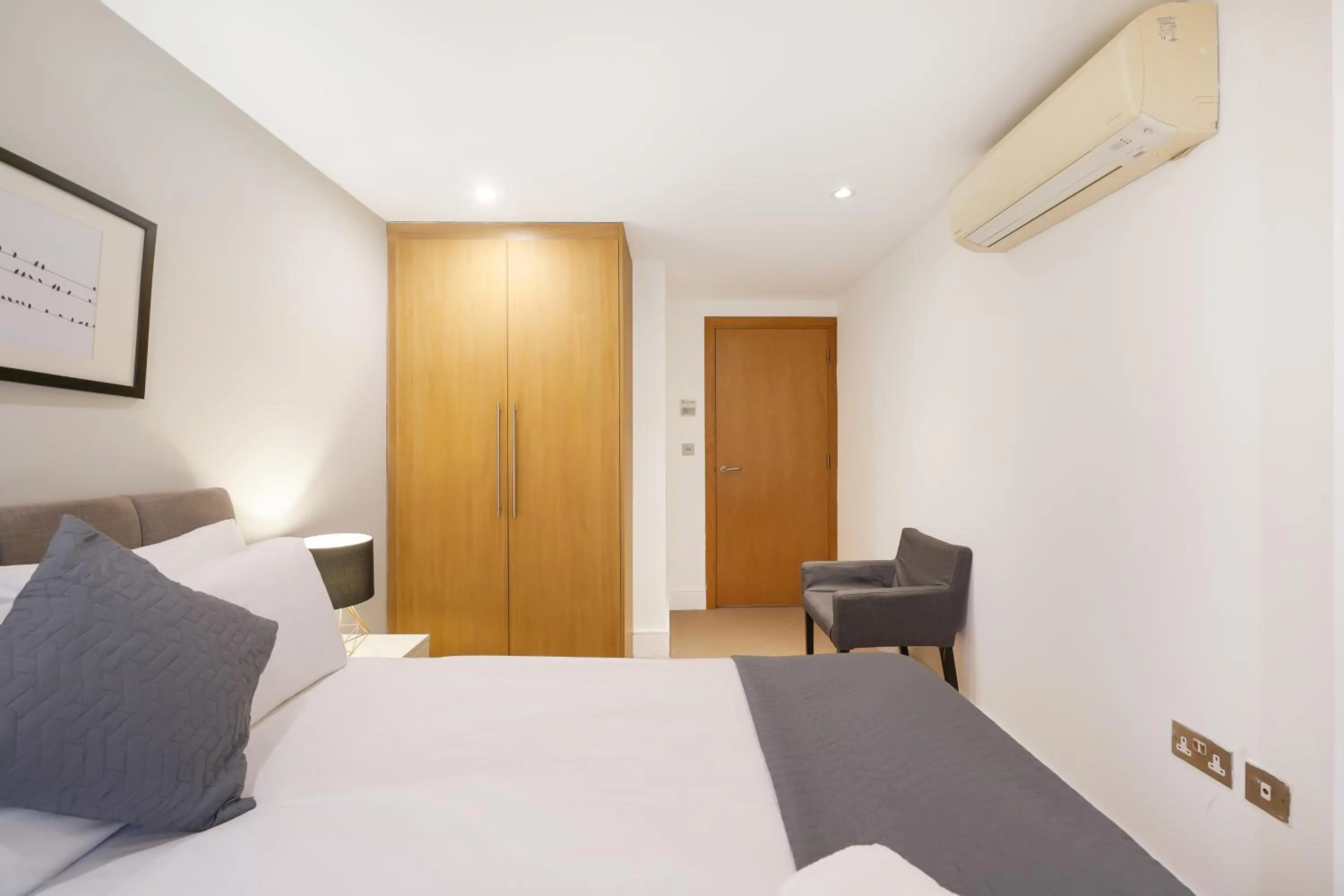 Bedroom, Bed in Modern Apartments in Bayswater Central London FREE WIFI & AIRCON by City Stay Aparts London