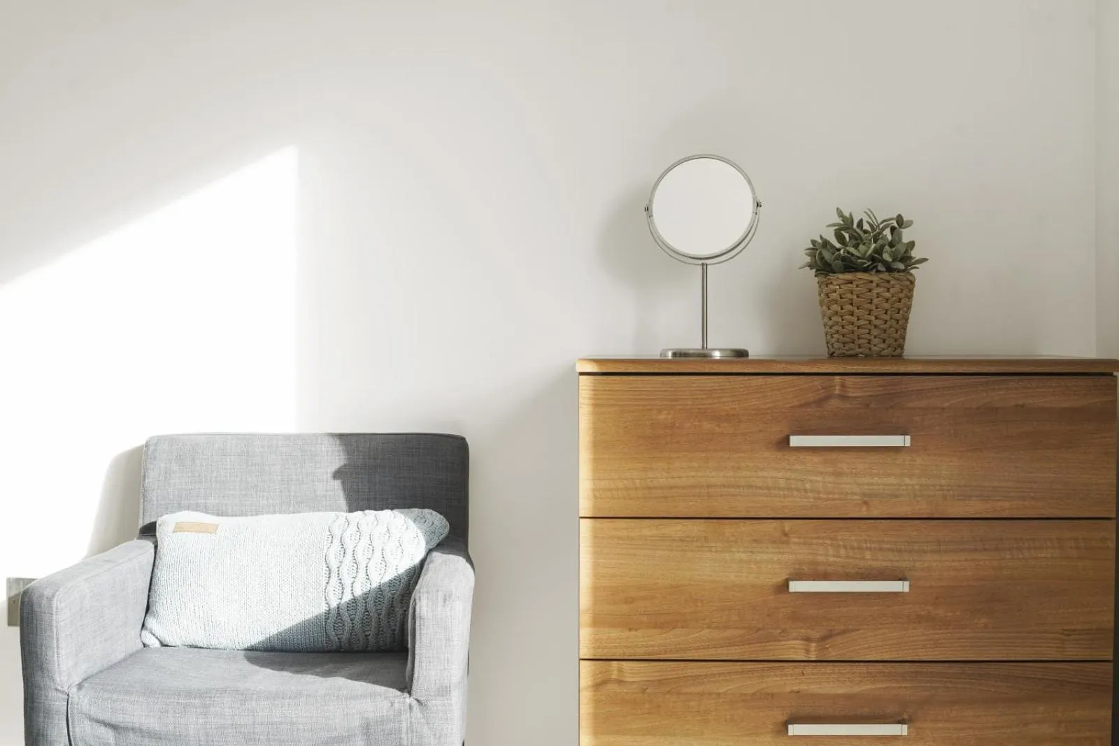 Decorative detail in Modern Apartments in Bayswater Central London FREE WIFI & AIRCON by City Stay Aparts London