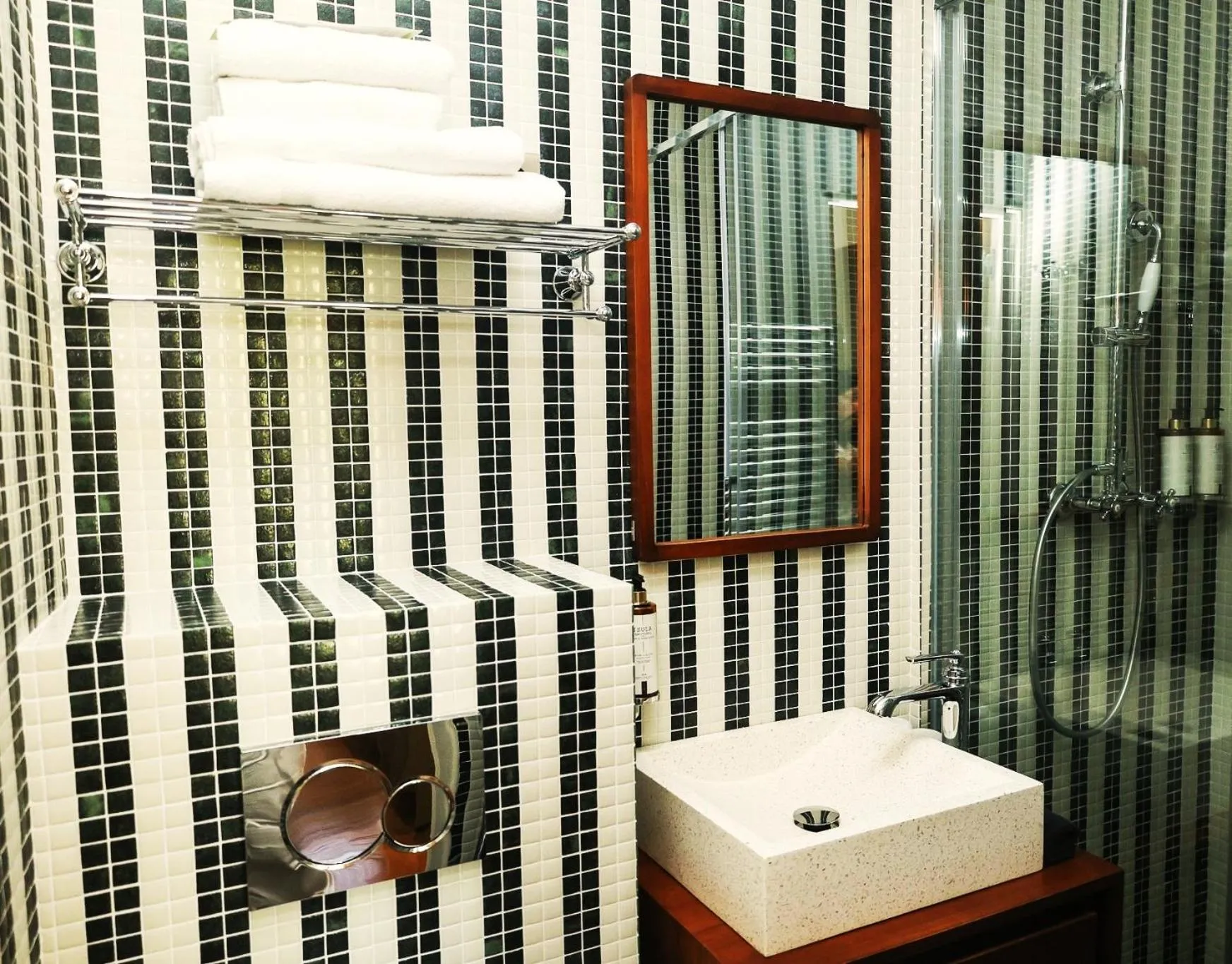 Bathroom in Hôtel d'Argenson