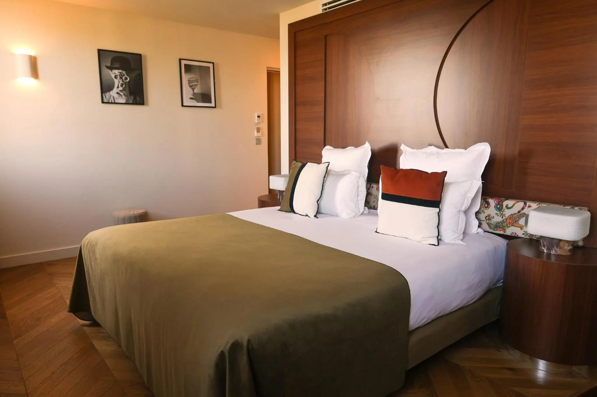 Bed in Hôtel d'Argenson