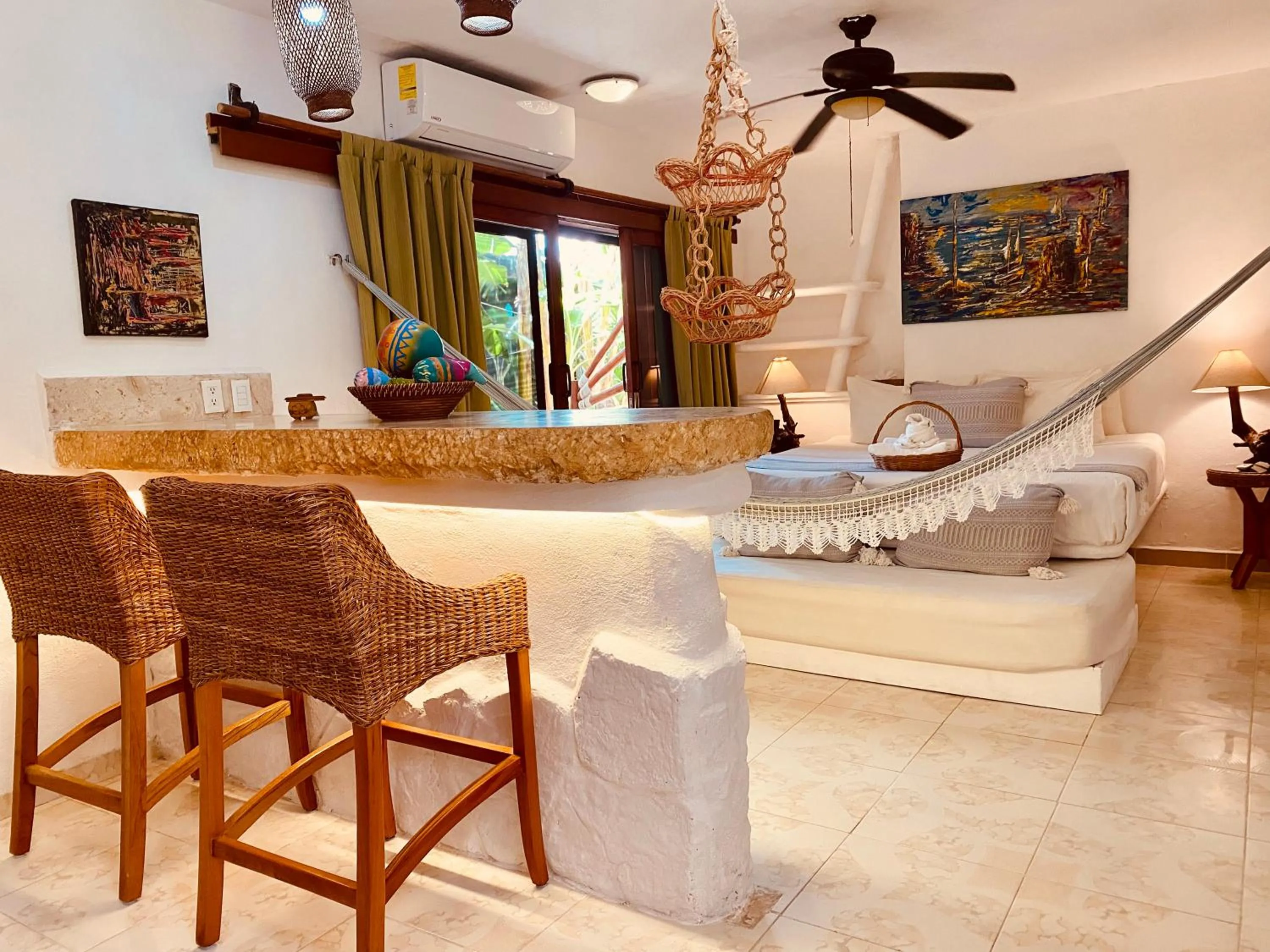 Photo of the whole room in Hotel Para Ti - Adults Only