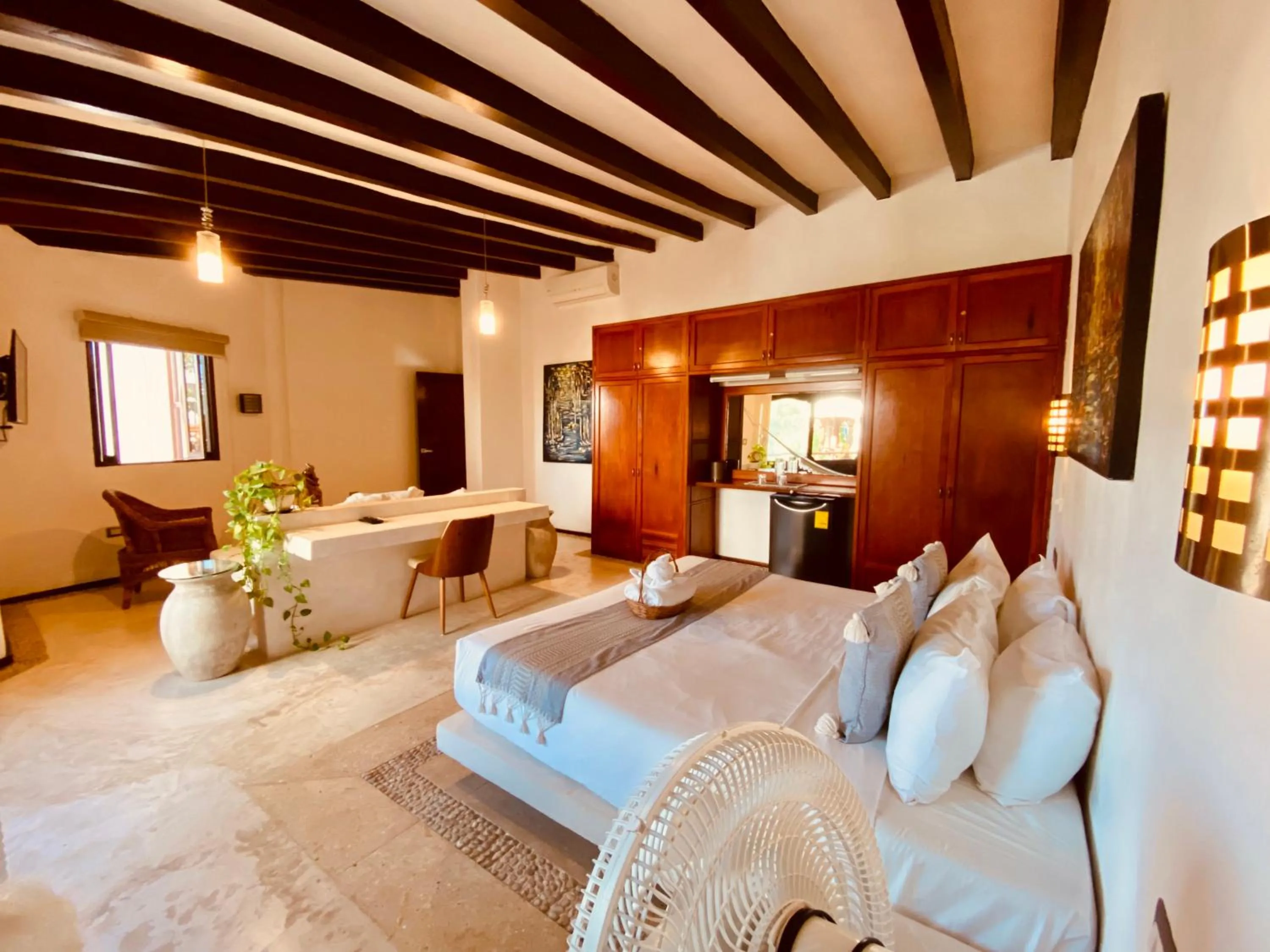 Photo of the whole room in Hotel Para Ti - Adults Only