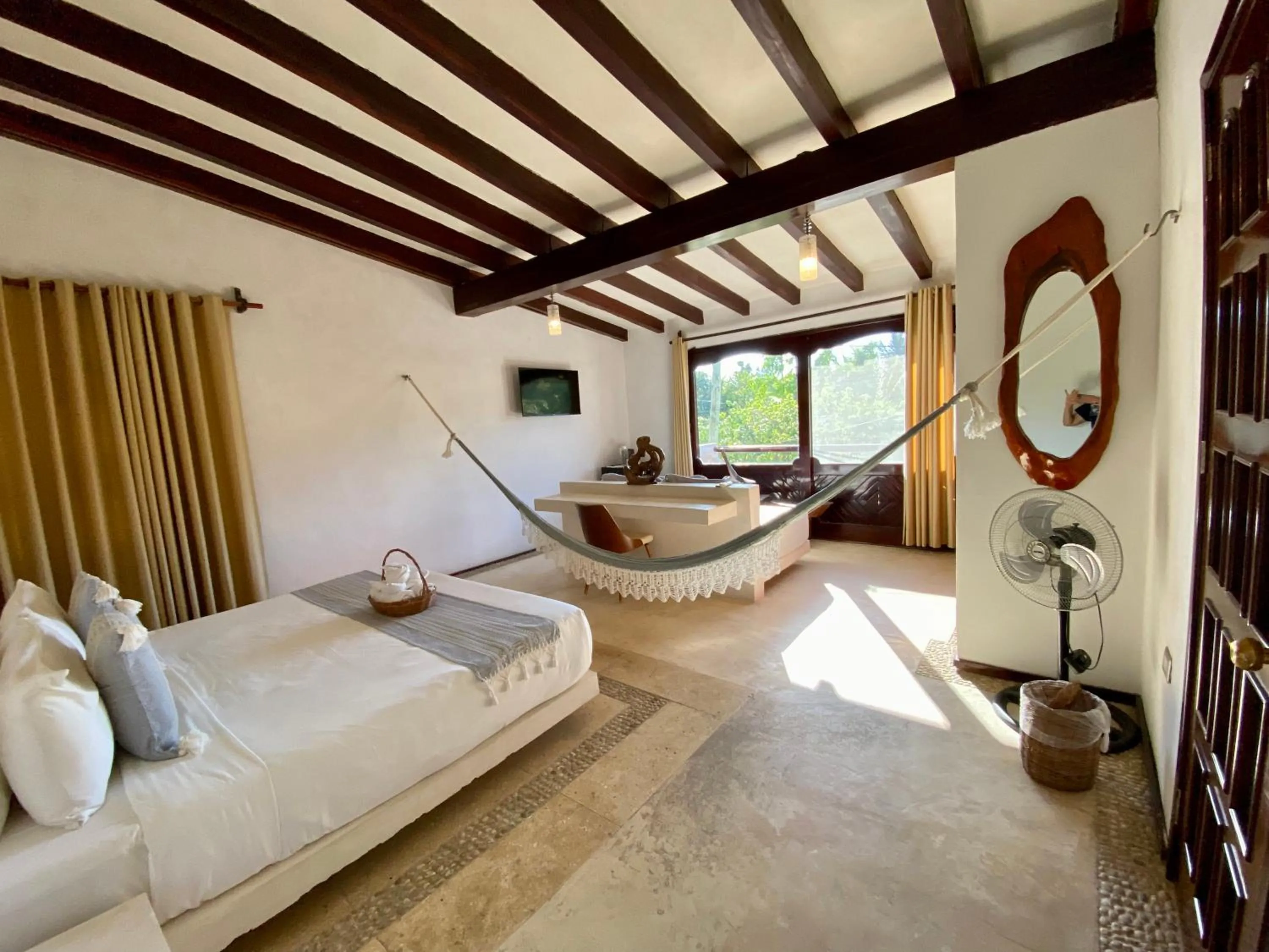 Bed in Hotel Para Ti - Adults Only