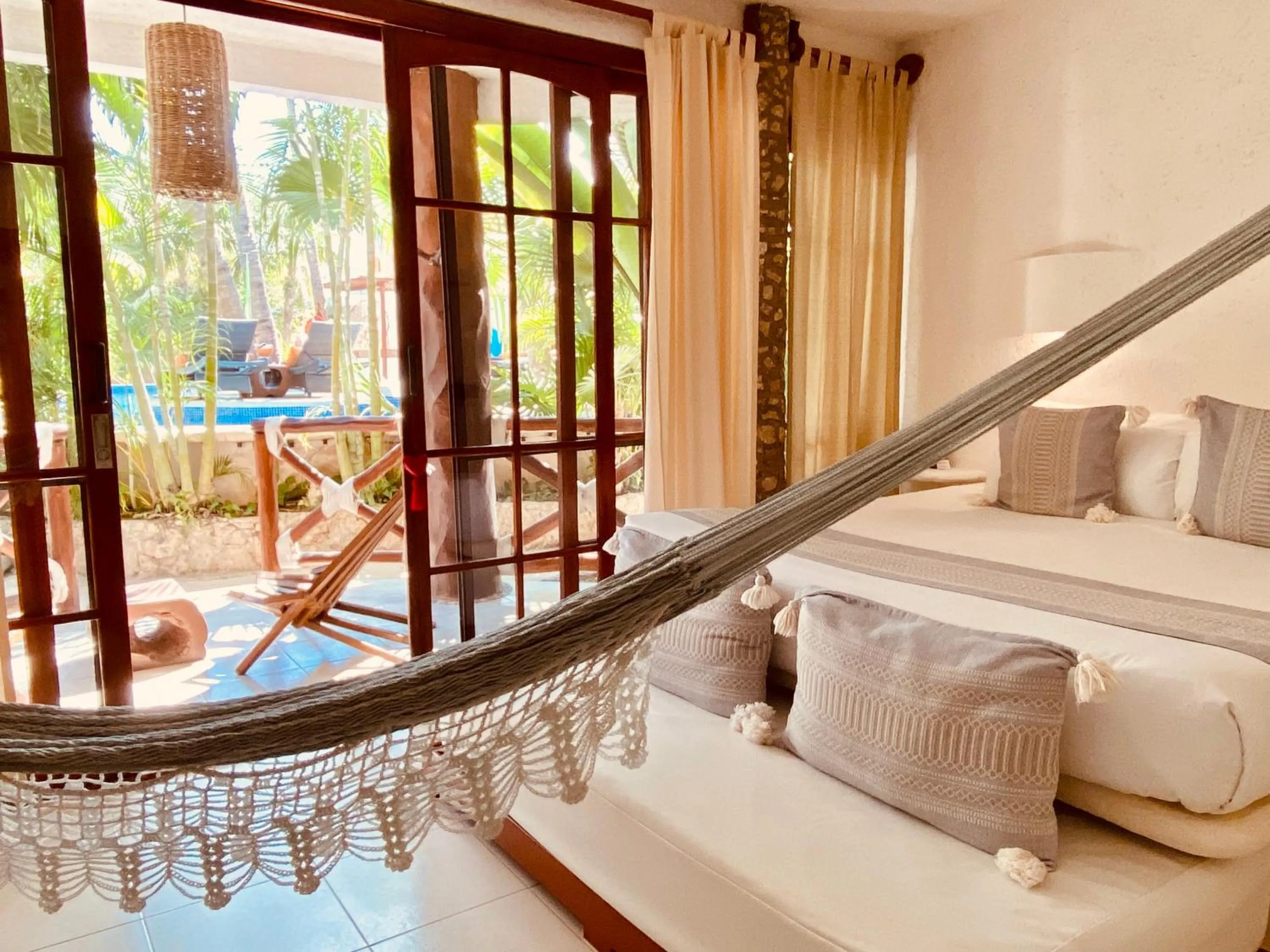 Bed in Hotel Para Ti - Adults Only