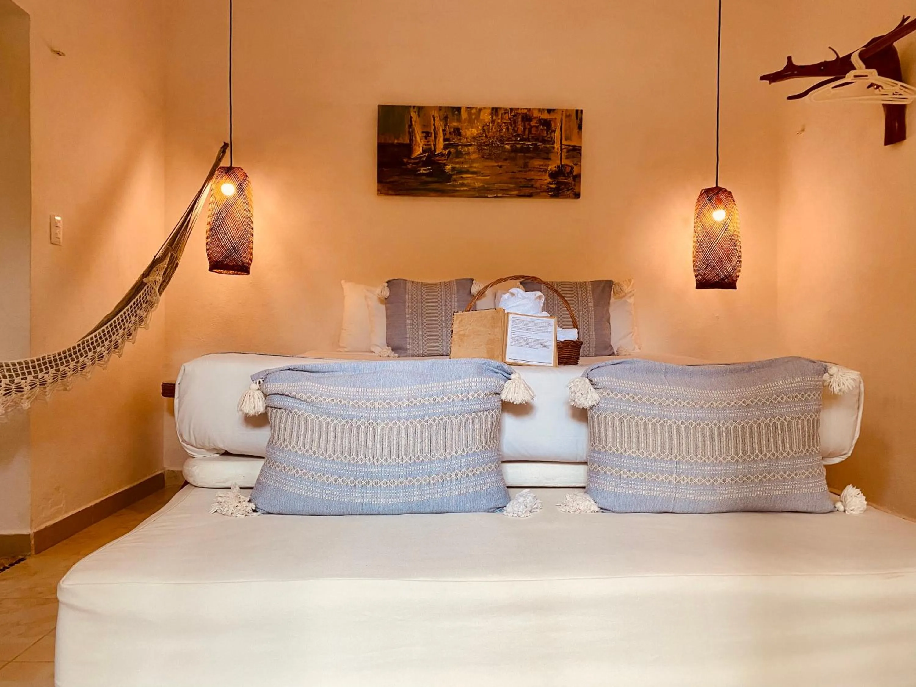 Bed in Hotel Para Ti - Adults Only