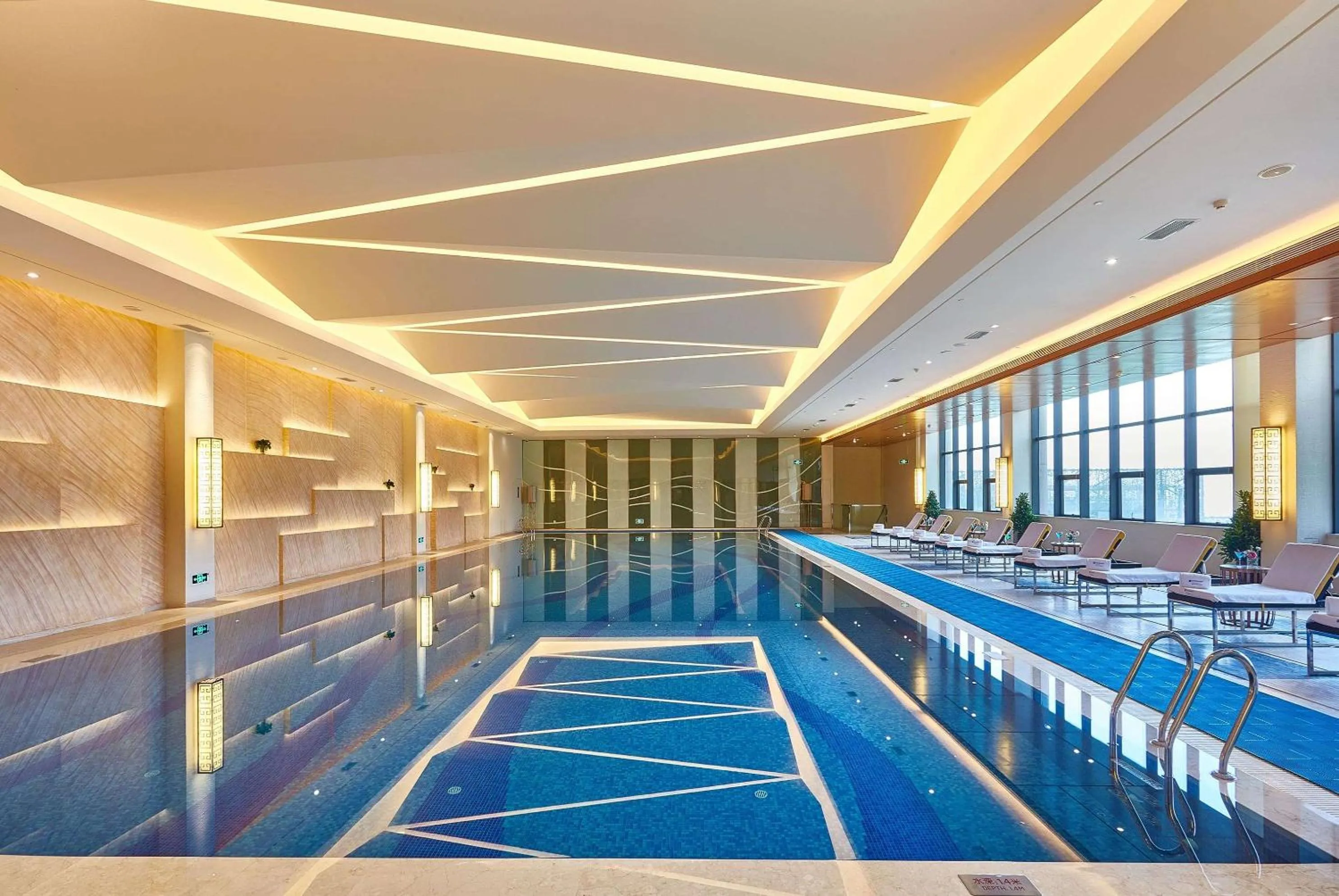 Pool view in Wyndham Jingzhou