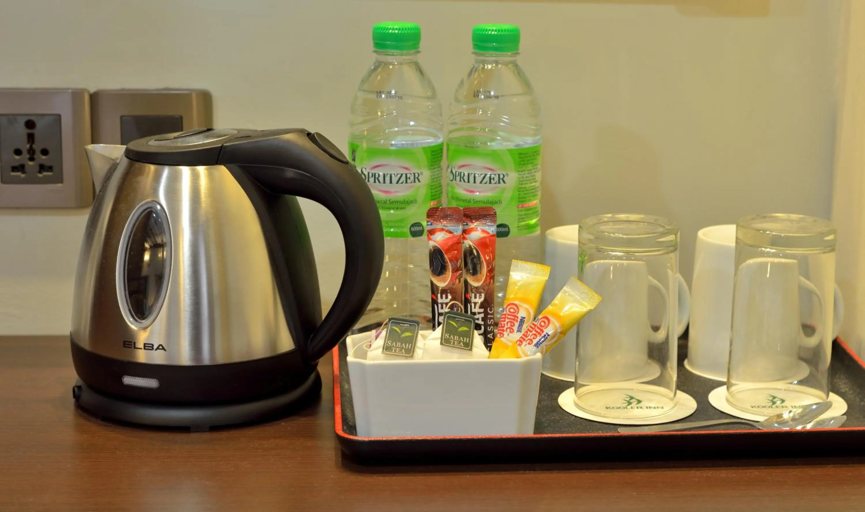 Coffee/tea facilities in Hotel Kooler Inn