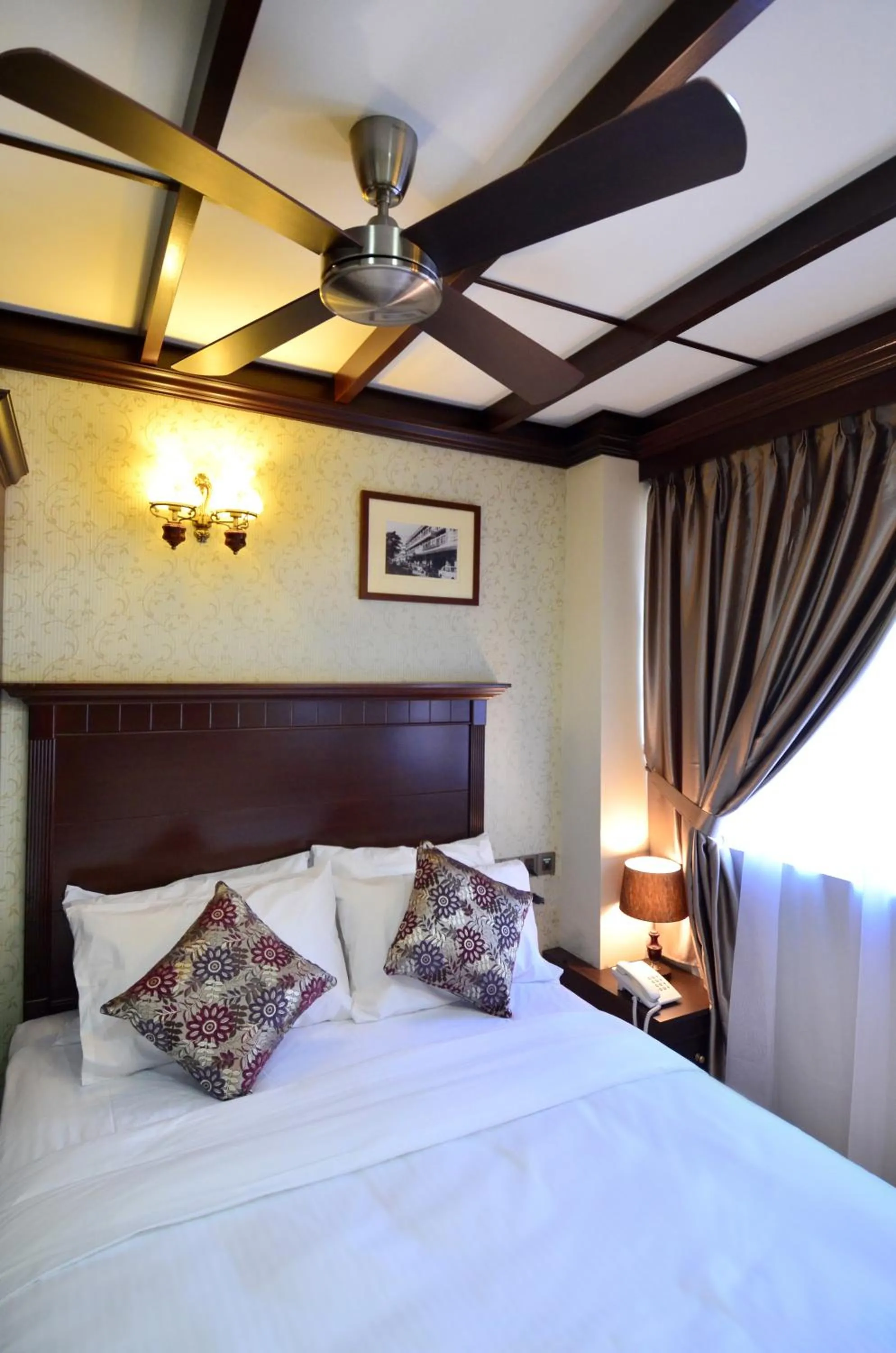 Bedroom, Bed in Hotel Kooler Inn