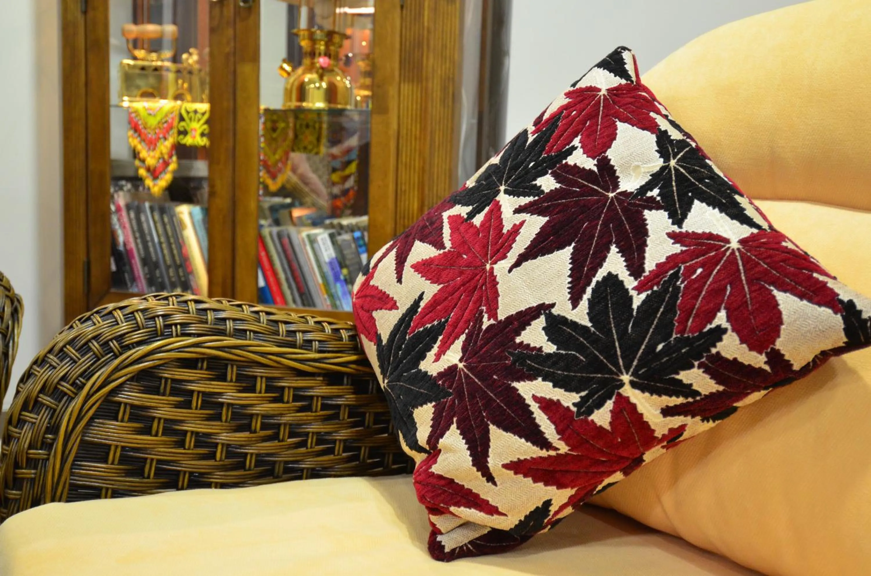 Decorative detail in Hotel Kooler Inn