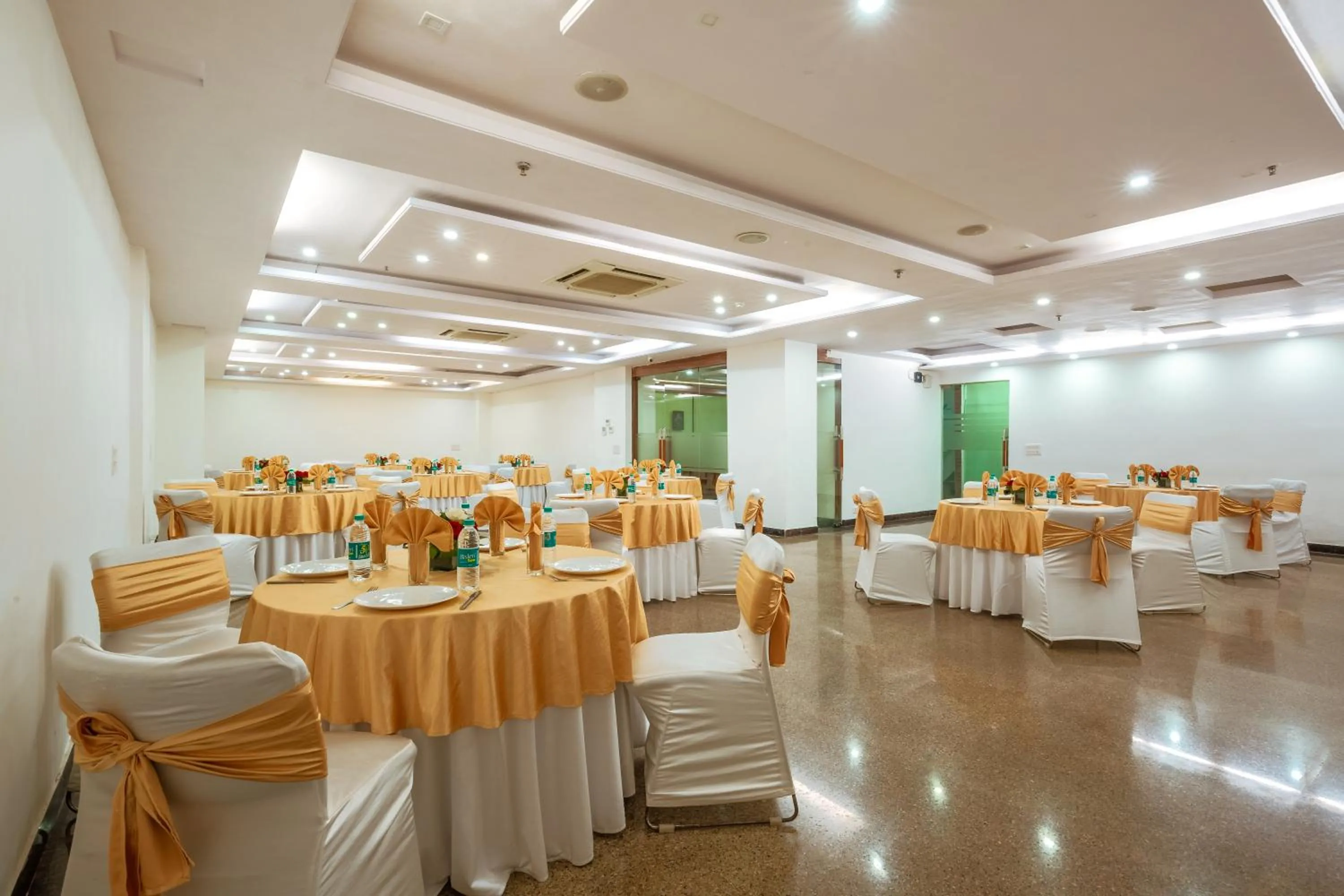 Business facilities in Rosewood Apartment Hotel, Gurgaon