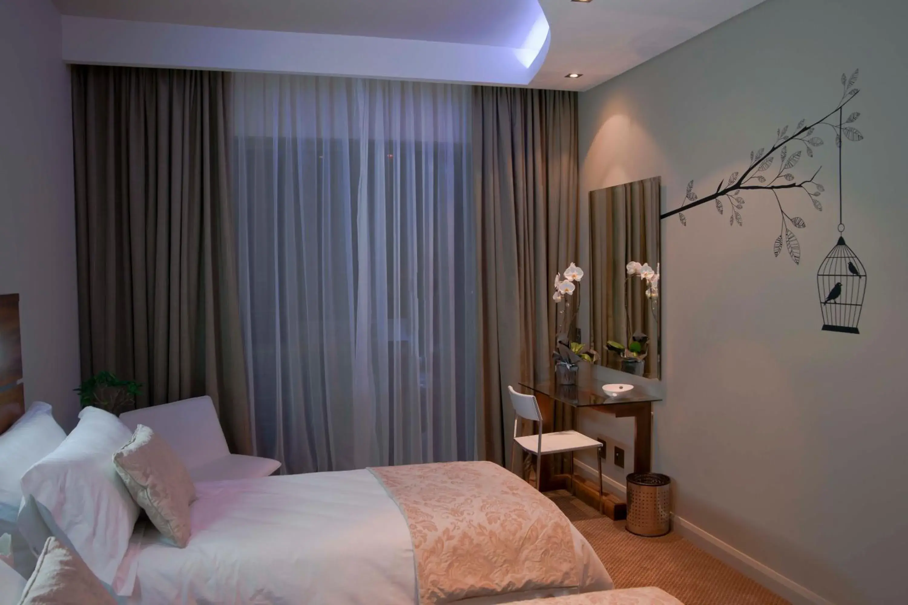 Twin Room with Private Bathroom - single occupancy in Hudson House Twin Room with Private Bathroom - single occupancy in Hudson House