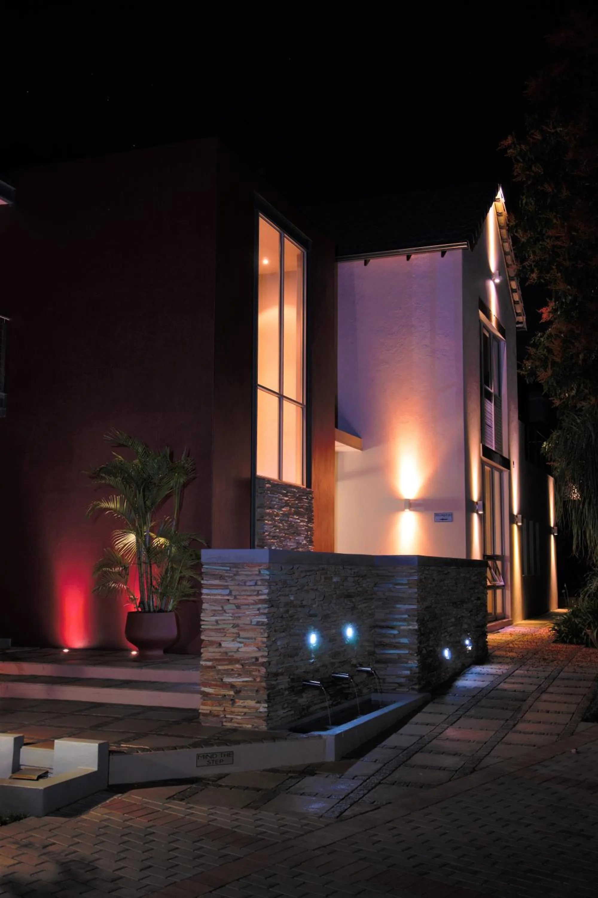 Facade/entrance in Hudson House