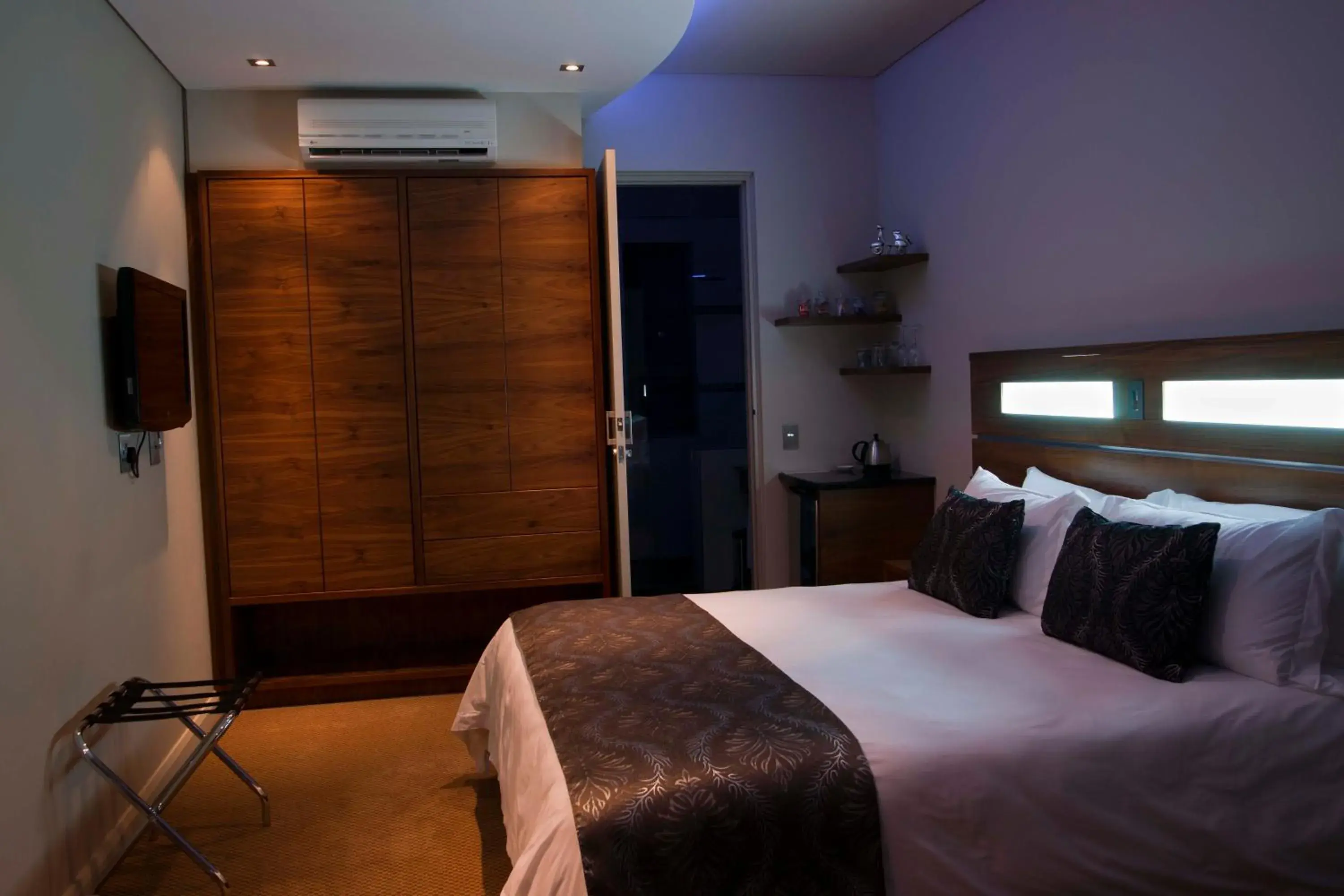 Single Room with Private Bathroom - single occupancy in Hudson House Single Room with Private Bathroom - single occupancy in Hudson House